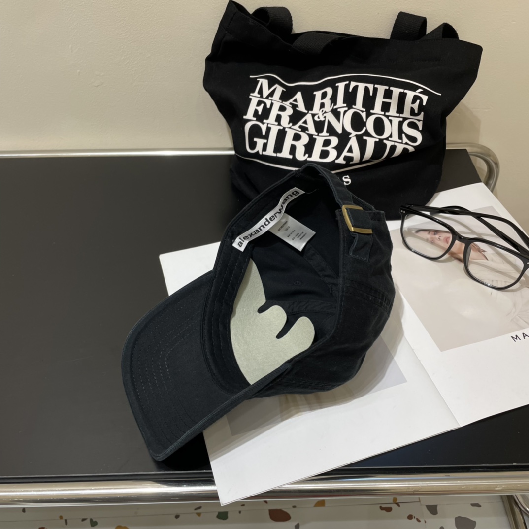 P74 aIexanderwang, new, exclusive, simple and sophisticated fish hat, super soft, letter-stamped Logo, short fashion - 图片 4