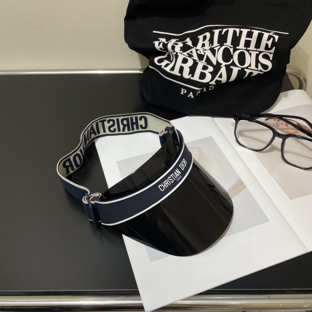 [Dior Eyewear]The popular glasses caps are finally here dior visor The revolu