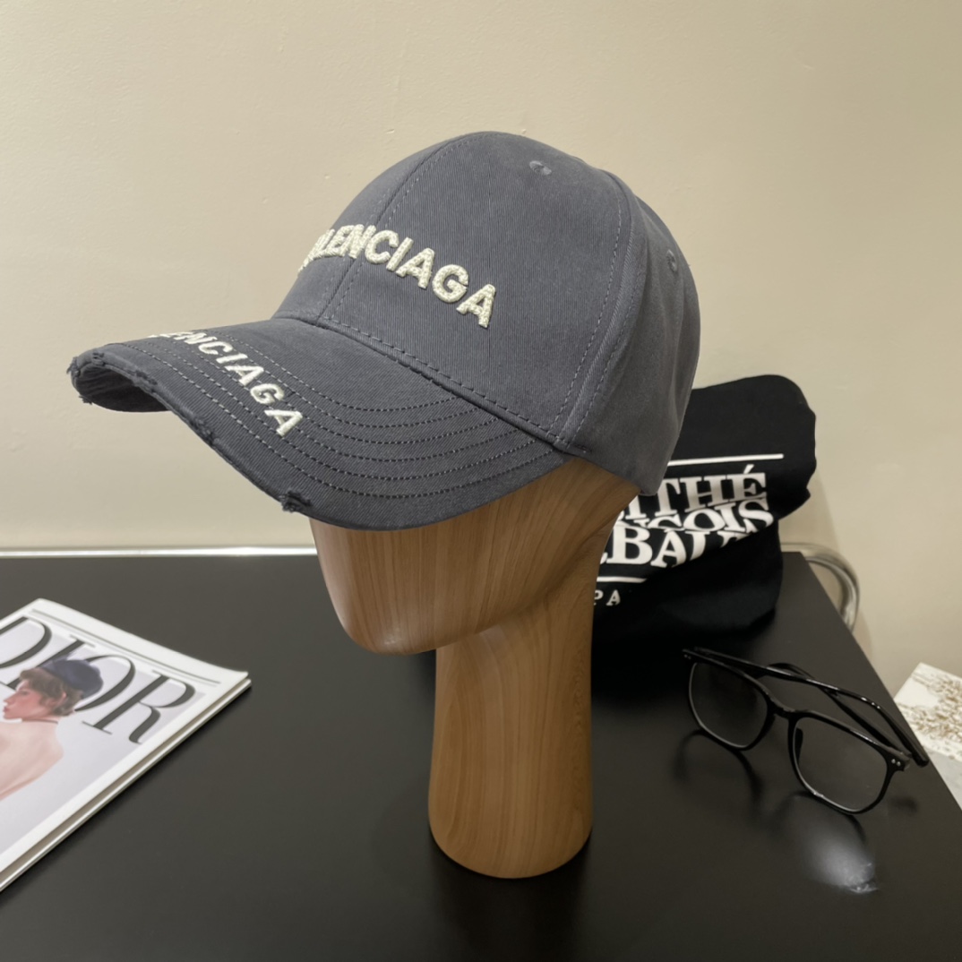 קנו זול
 בלנסיאגה כובעים כובע בייסבול ניסקס אופנה