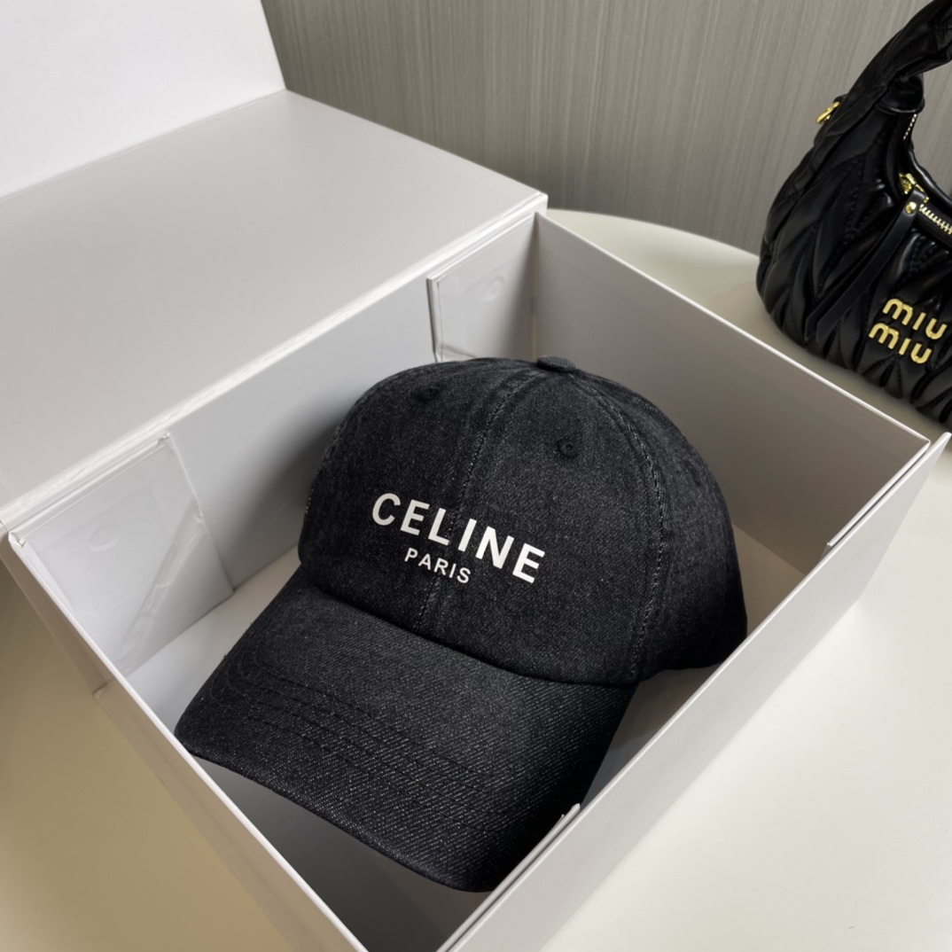 配防尘袋CELINE赛琳新款牛仔棒球帽出街必备超好搭配赶紧入手！