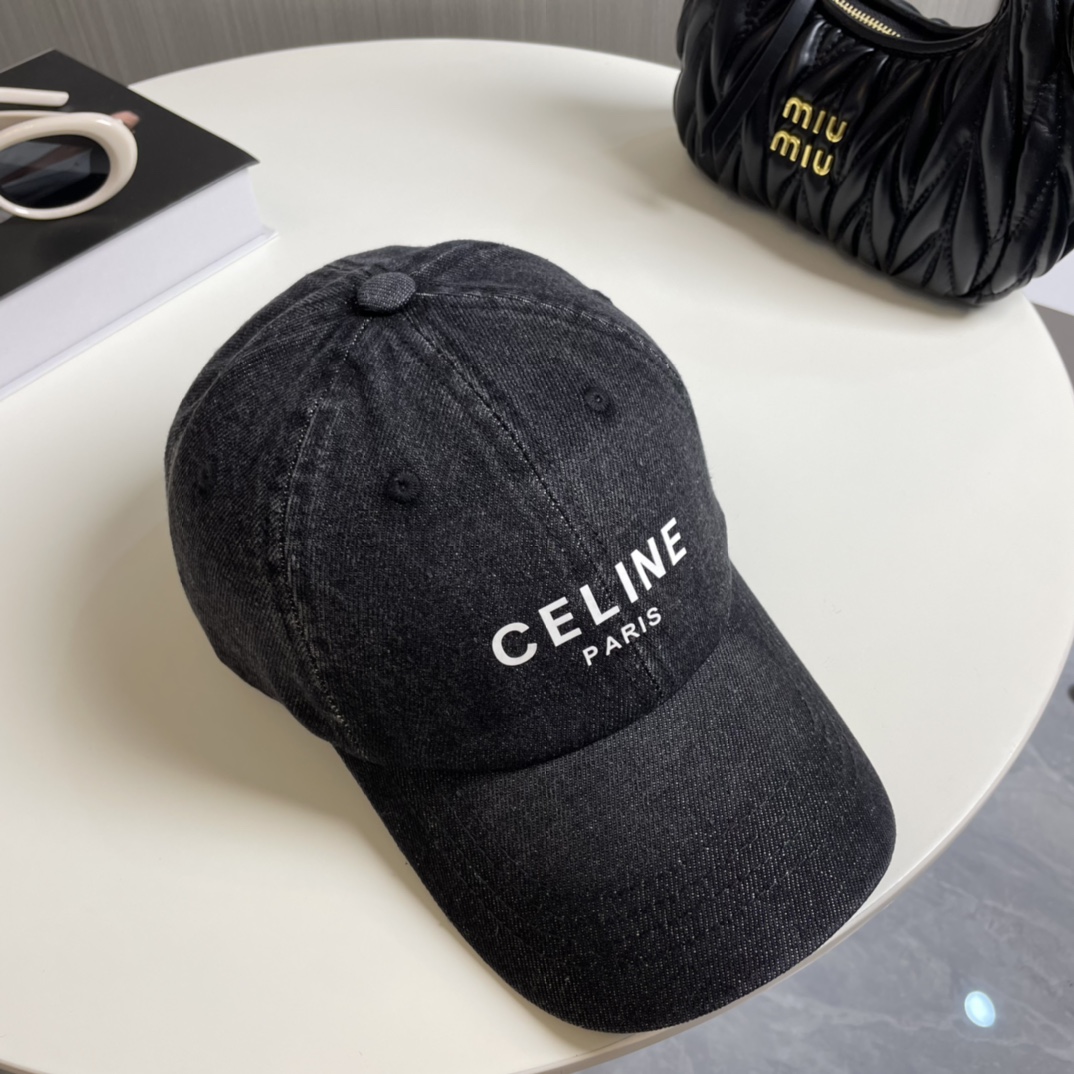 配防尘袋CELINE赛琳新款牛仔棒球帽出街必备超好搭配赶紧入手！