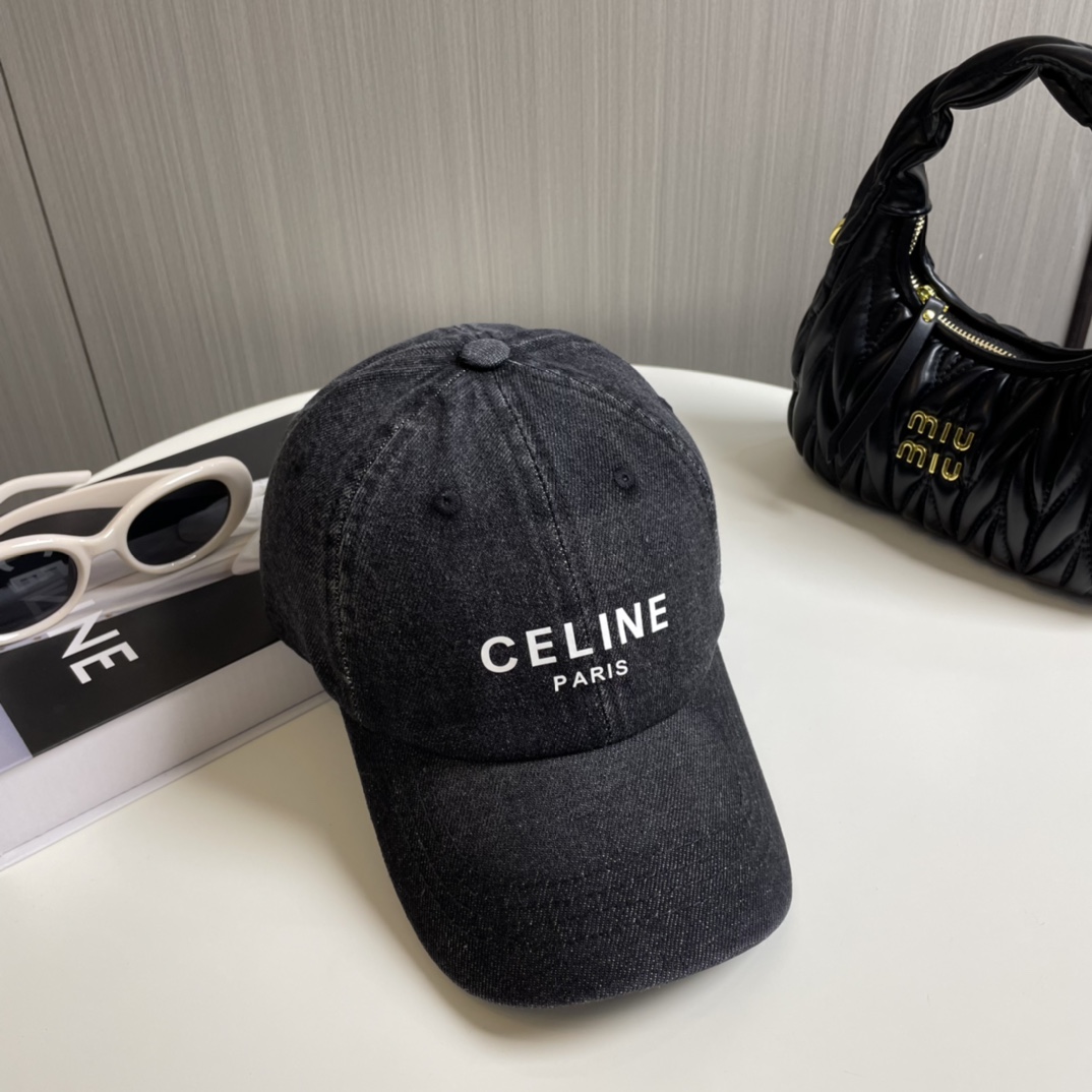 配防尘袋CELINE赛琳新款牛仔棒球帽出街必备超好搭配赶紧入手！