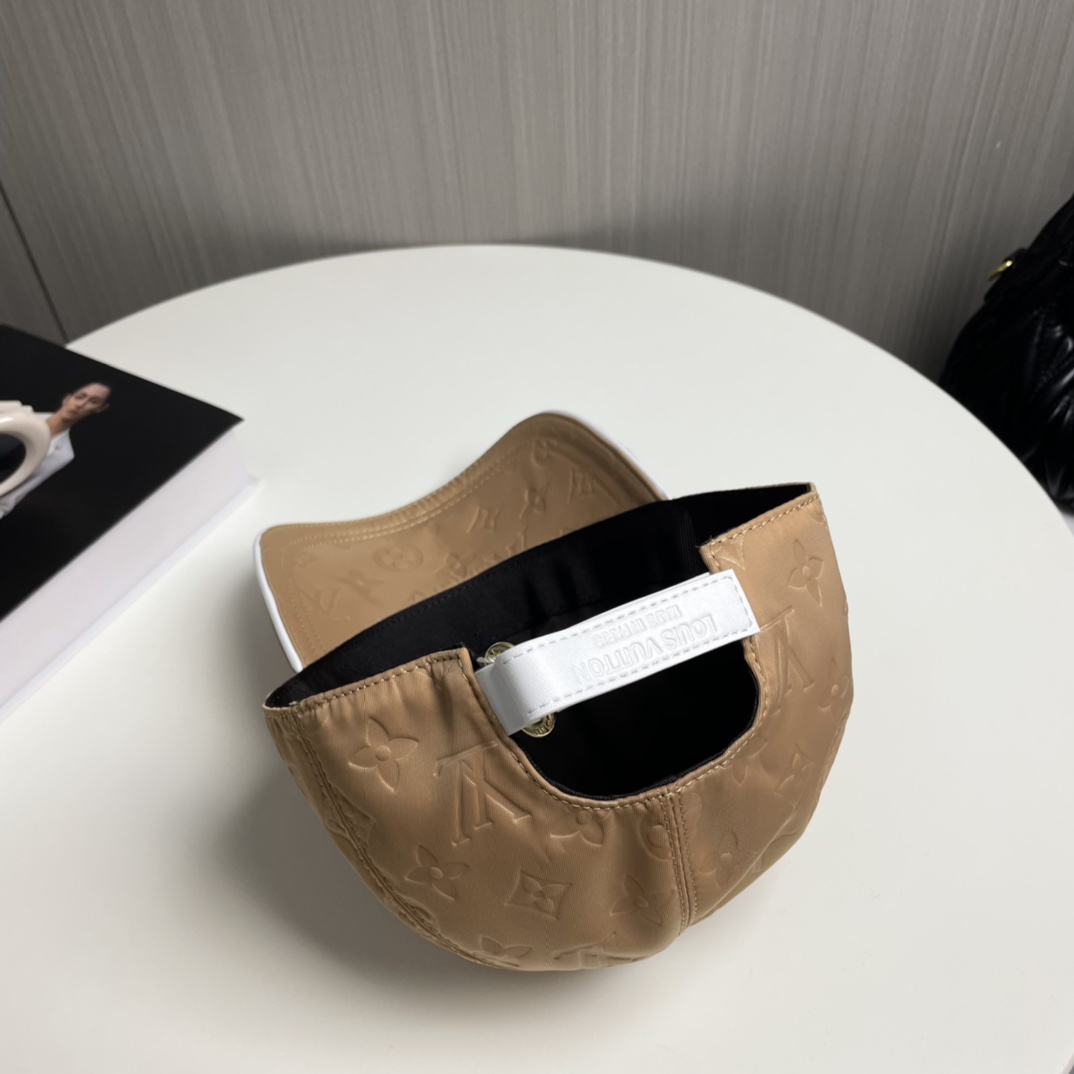 LV路易威登新款原单棒球帽1:1开模订制原版印花绸缎面料做工细致完美质量超赞基础头围56贴片可调节