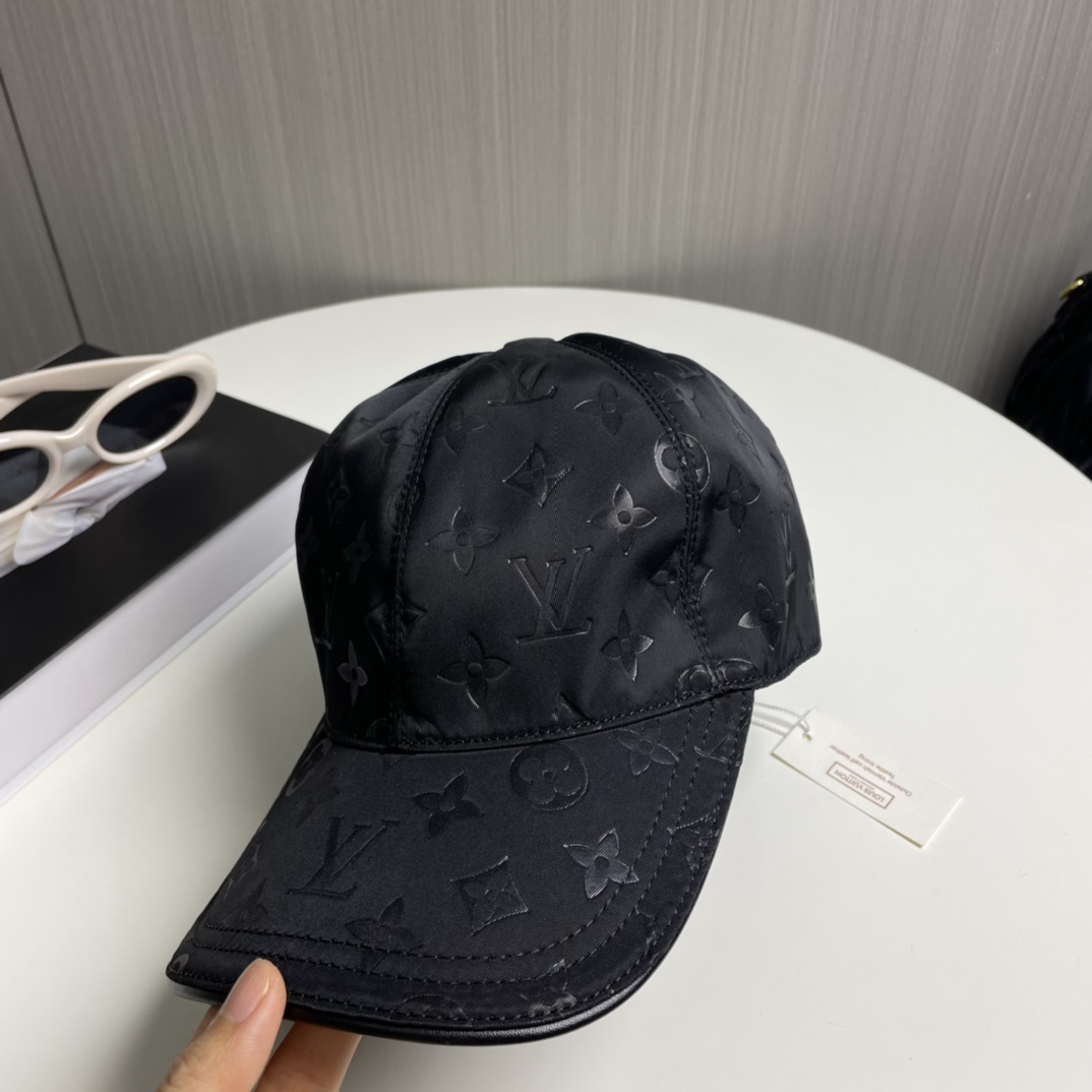 LV路易威登新款原单棒球帽1:1开模订制原版印花绸缎面料做工细致完美质量超赞基础头围56贴片可调节