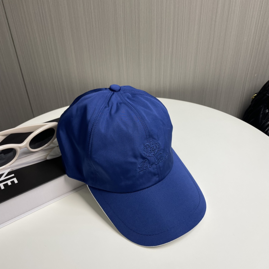  Loro Piana(诺悠翩雅) 专柜羊毛材质  新款高版本棒球帽，大牌同步，超好搭配，出货！