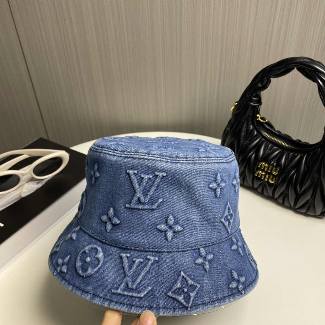 LV路易威登官网同步高版本新款牛仔渔夫帽火爆技术升级洗水牛仔风街头风十足更符合现在时尚小哥哥小姐姐的st