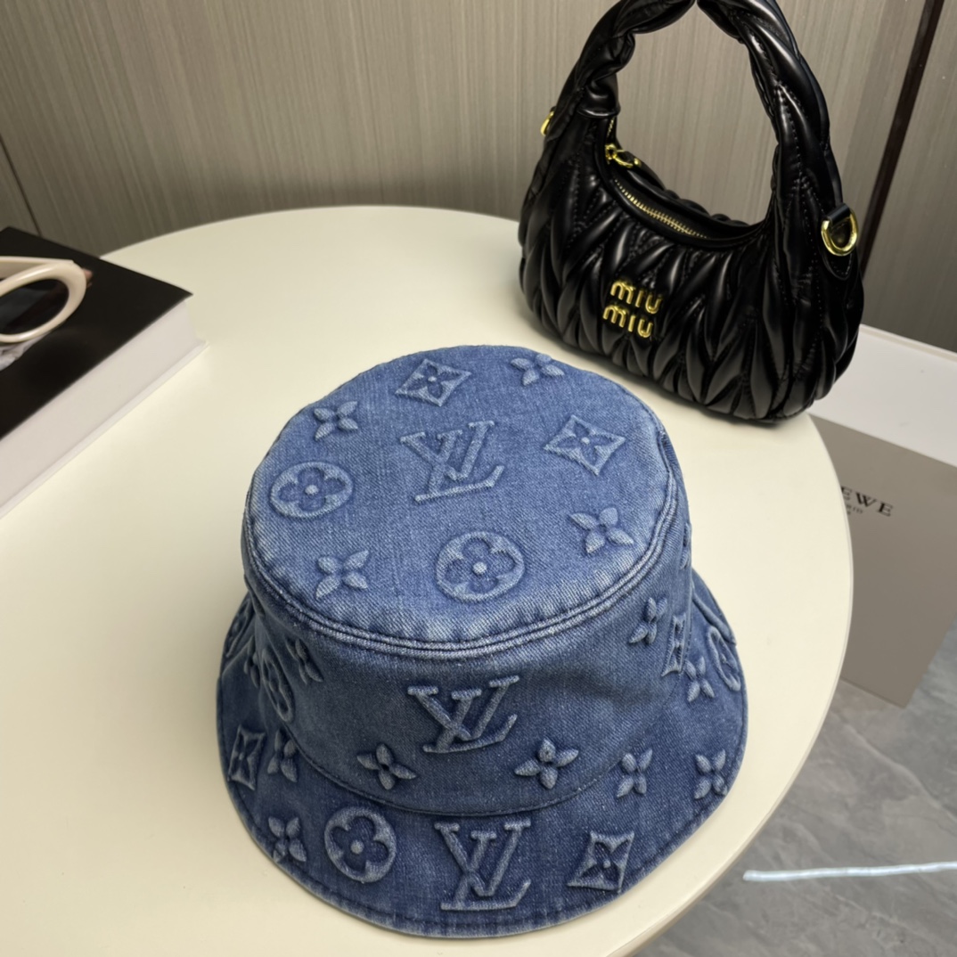 LV路易威登官网同步高版本新款牛仔渔夫帽火爆技术升级洗水牛仔风街头风十足更符合现在时尚小哥哥小姐姐的st