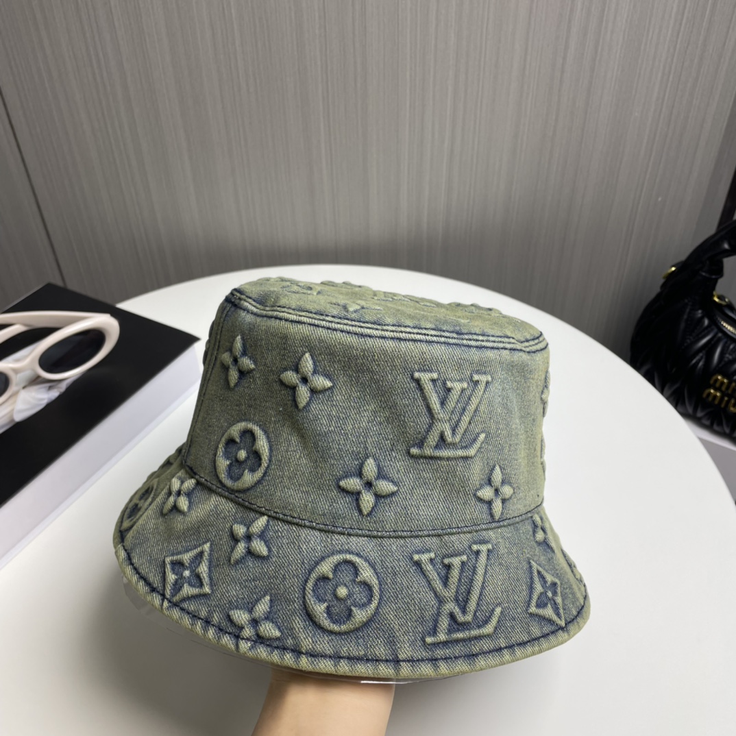 LV路易威登官网同步高版本新款牛仔渔夫帽火爆技术升级洗水牛仔风街头风十足更符合现在时尚小哥哥小姐姐的st