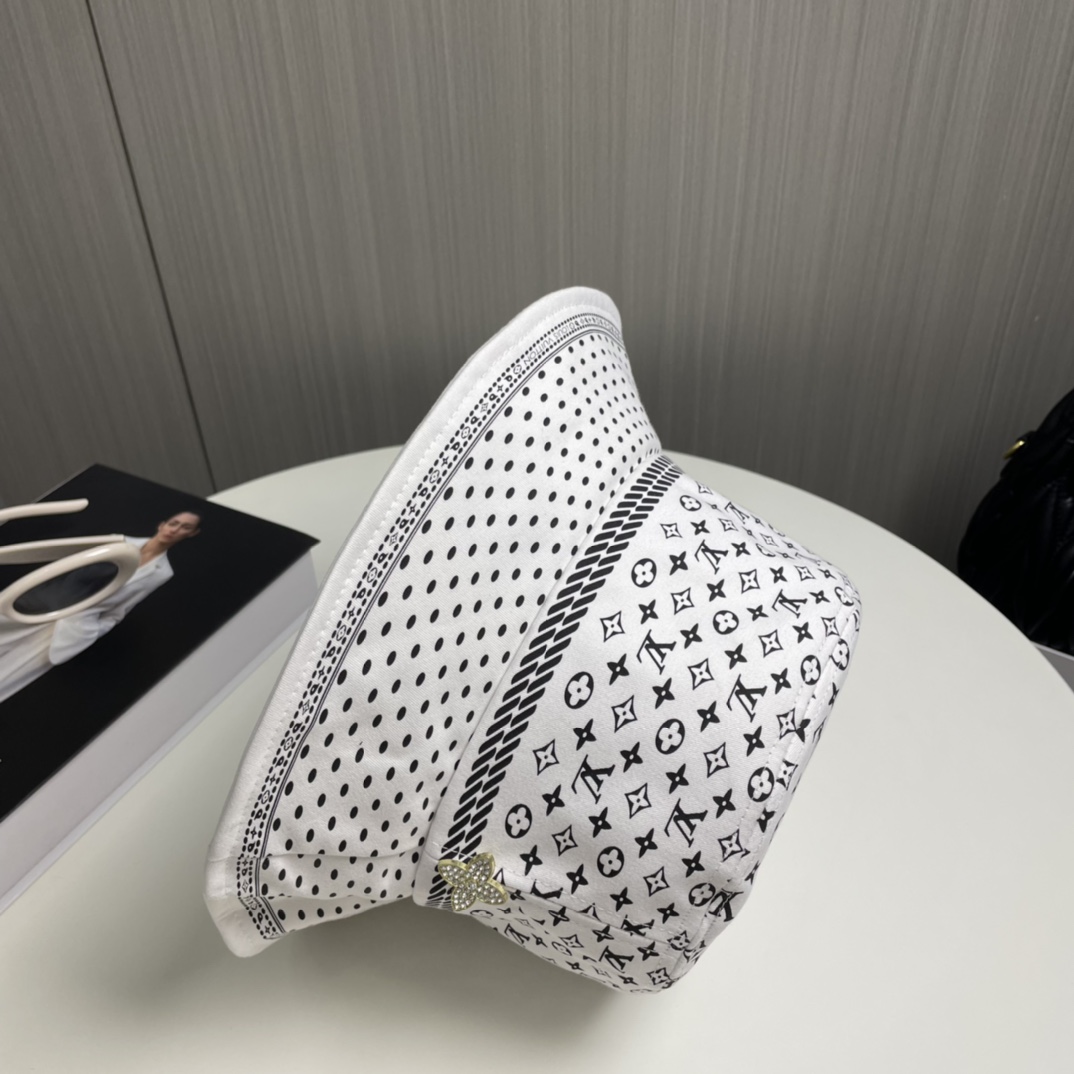 🧢路易威登棒球帽 LouisVuitt😍新款LV渔夫帽，重工打造♥️高端大气，百搭款🤗男女通用！跑量！