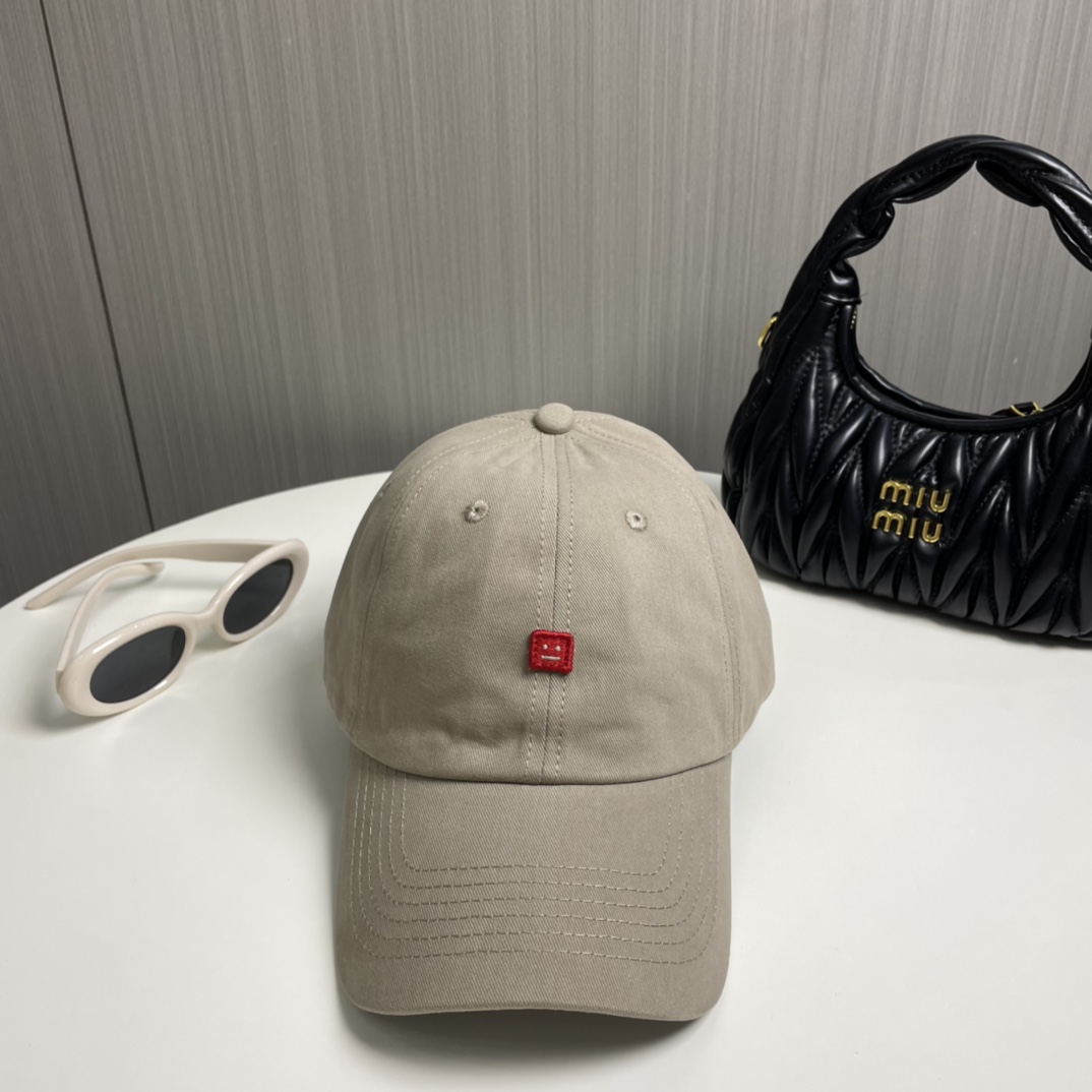 Acne Brand Baseball Cap: Fashionable, Functional, and Versatile for Sports and Leisure
