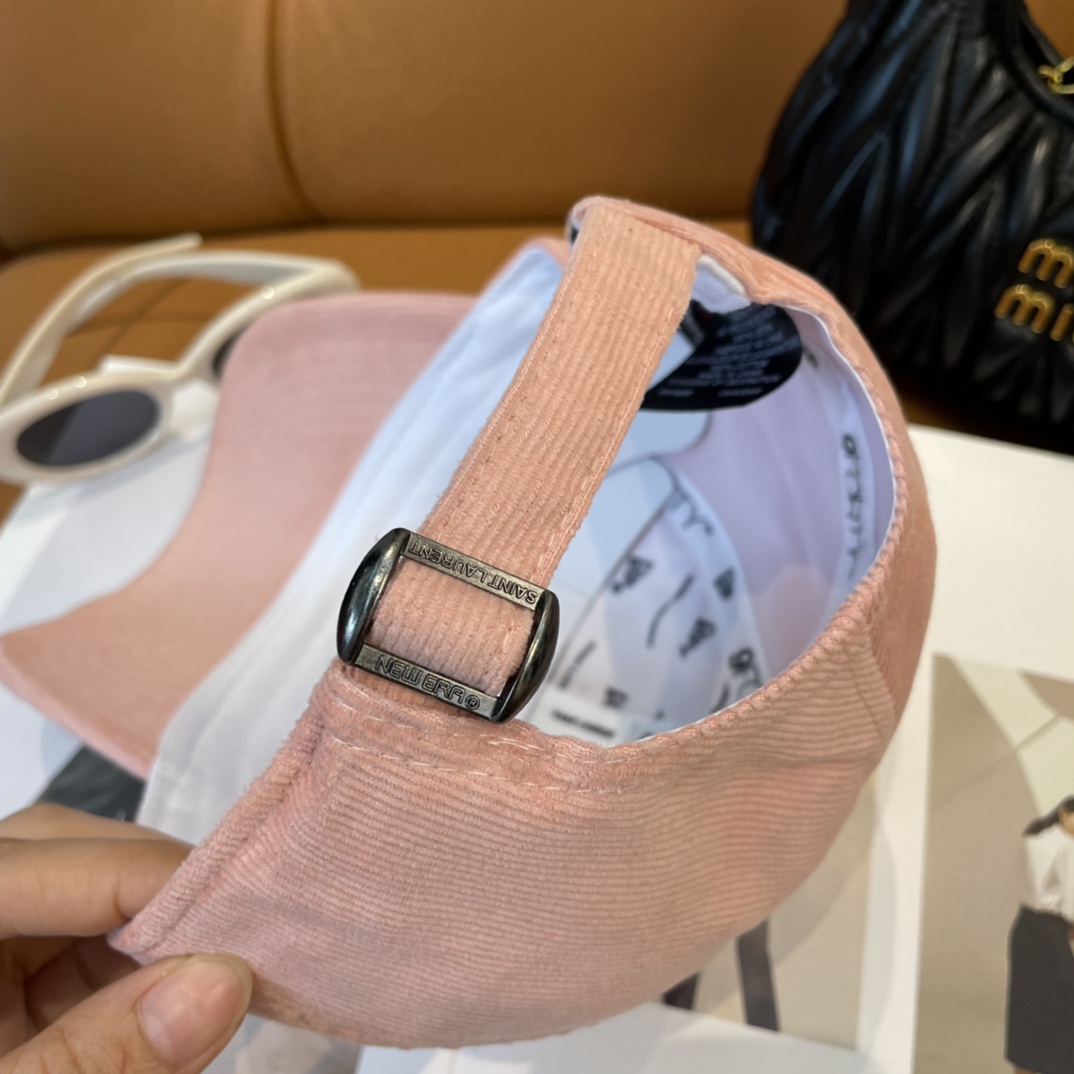 YSL St. Roland Letter Embroidered Baseball Cap: Simple Leisure Cowboy Style. - 图片 3