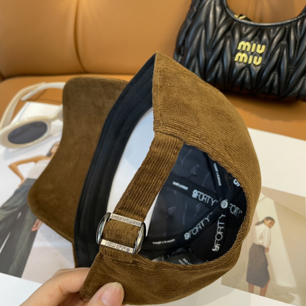 YSL St. Roland Letter Embroidered Baseball Cap: Simple Leisure Cowboy Style Hat - 图片 3