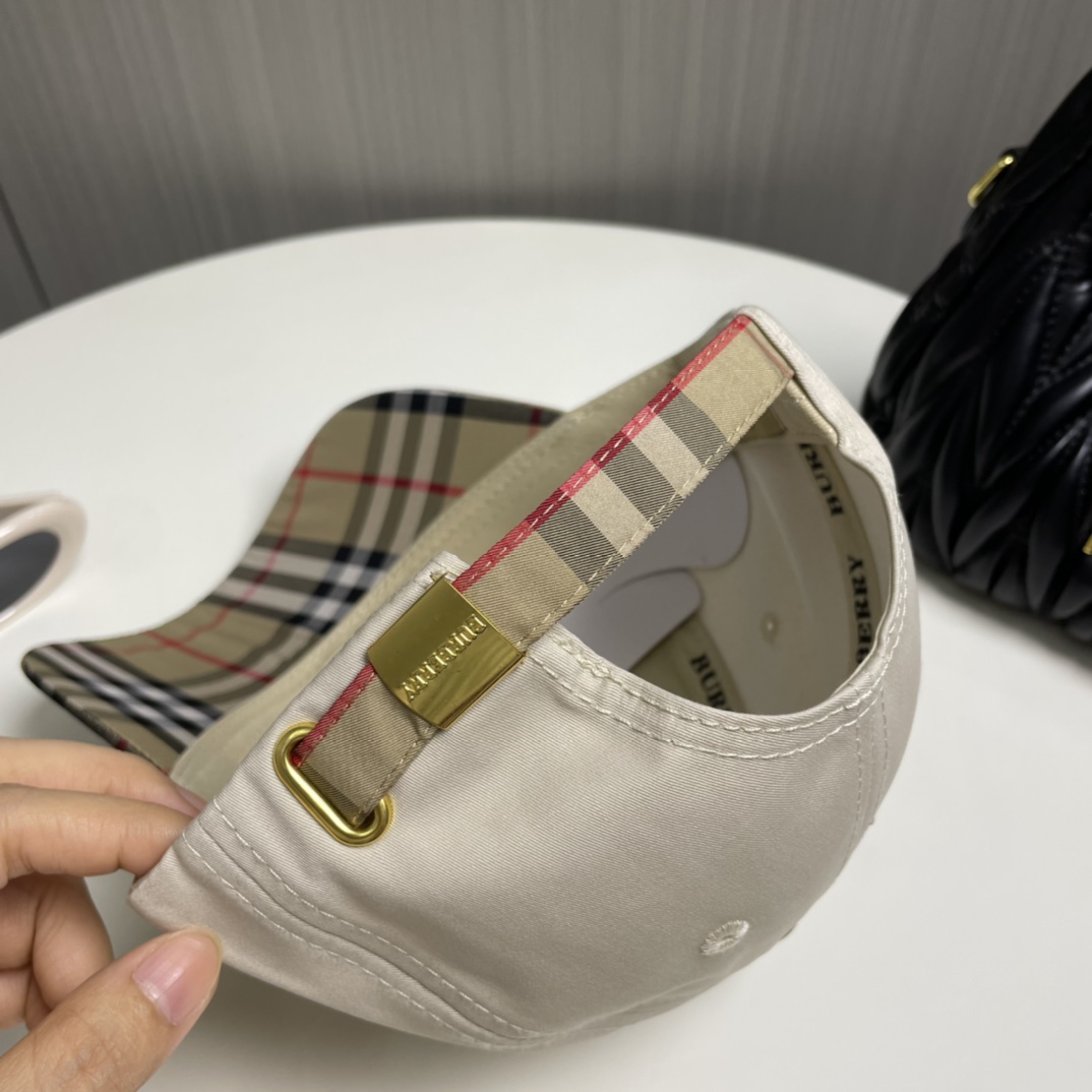 巴宝莉BURBERRY️官网同步上线韩版新款英伦风定制款1:1原单品质男女通用棒球帽提花美邦工艺地质面料