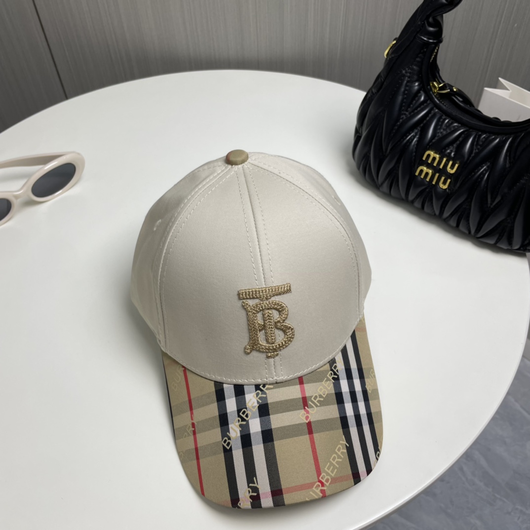 巴宝莉BURBERRY️官网同步上线韩版新款英伦风定制款1:1原单品质男女通用棒球帽提花美邦工艺地质面料