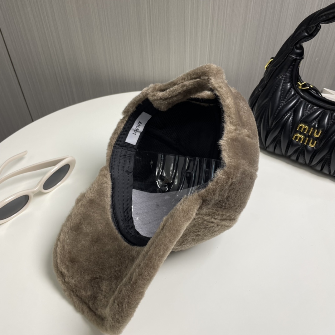 Trendy P80 Lowe Baseball Cap: Sweet, Cool, Hot, Handsome, Velvet Temptation. - 图片 4