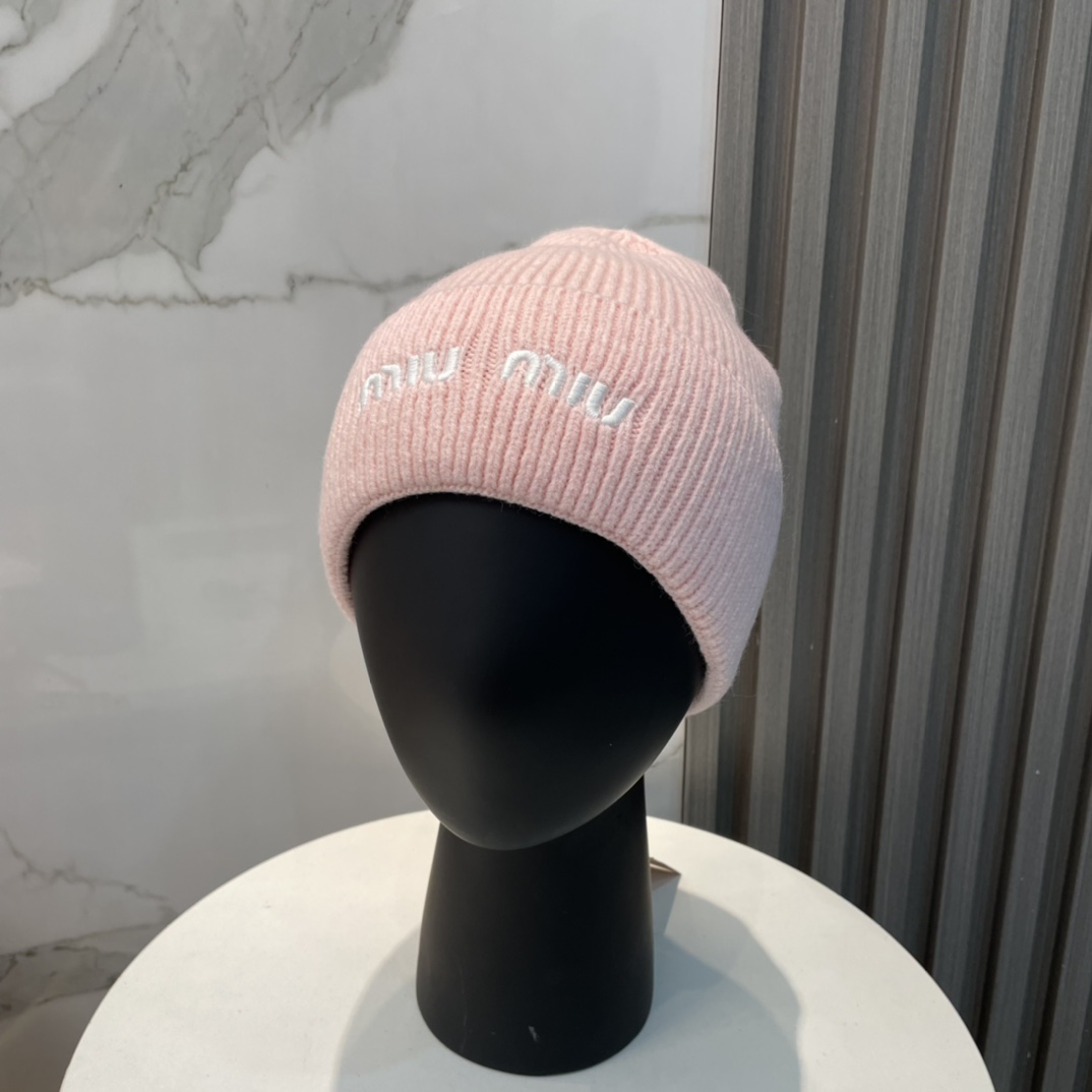 MiuMiu Sombreros Sombrero de punto Bordado Universal para hombres y mujeres Tejido