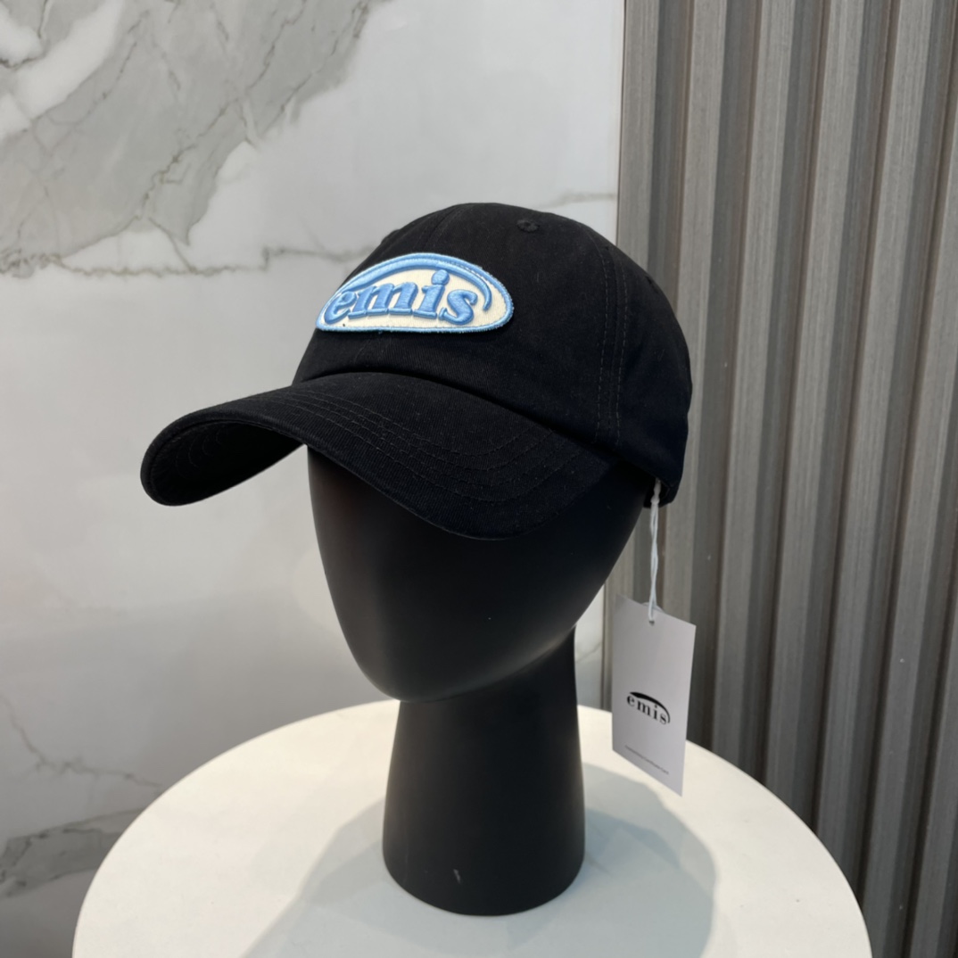 Trendy Korean Baseball Cap: Magic Power of Style Appeal and Popularity - 图片 2