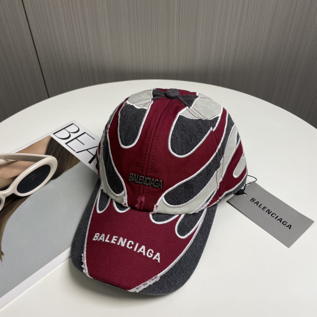 BALENCIAGA巴黎世家新款logo棒球帽很酷的色系男女佩戴都有不同style第一批抢先出货！巴黎粉