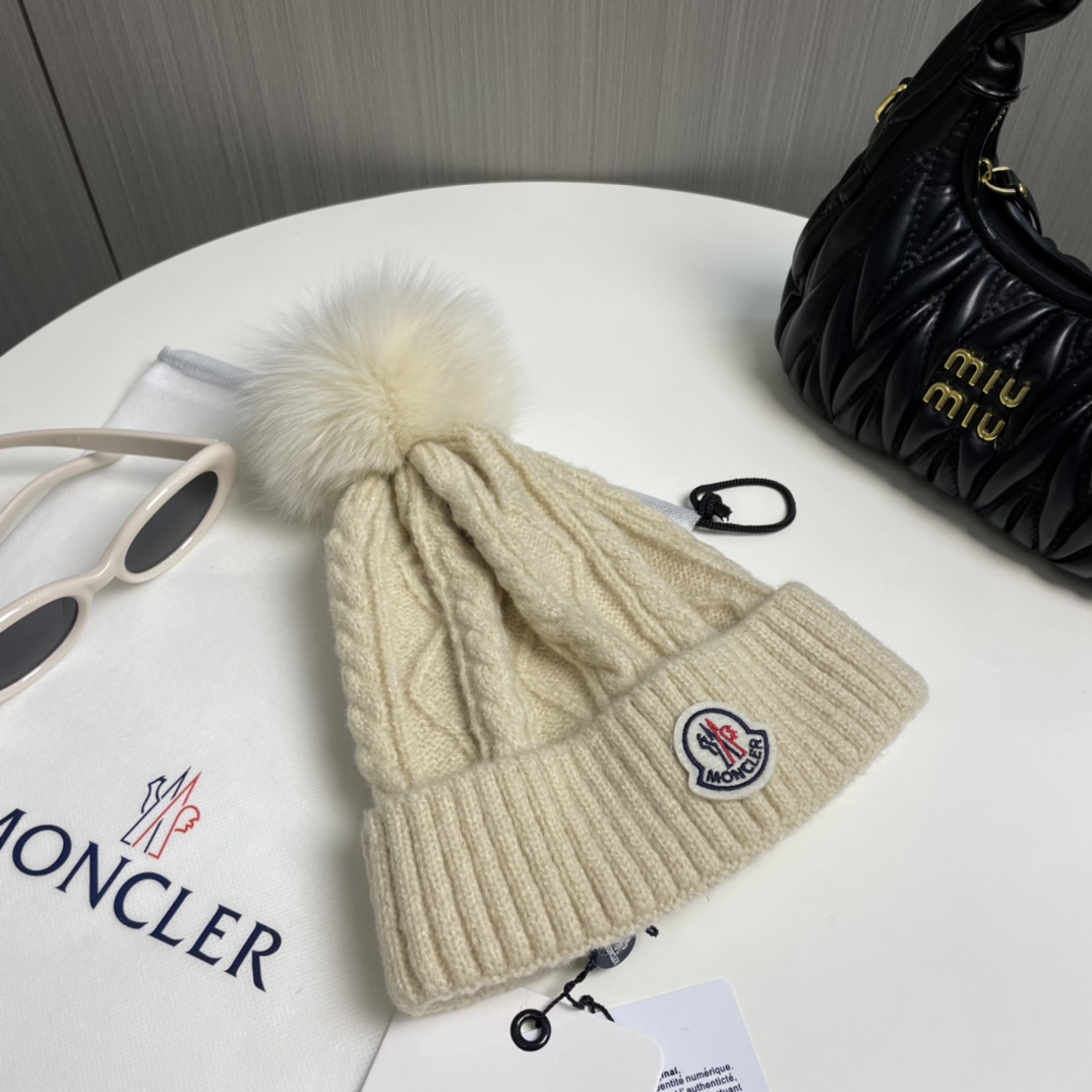 Moncler Classic Knit Wool Beanie - Comprehensive 8