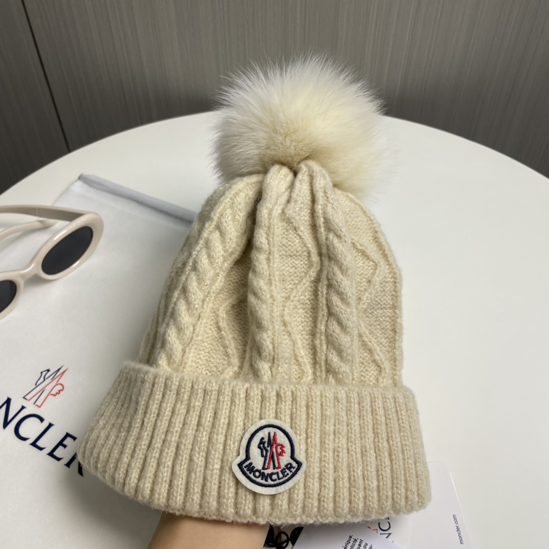 Moncler Classic Knit Wool Beanie - Comprehensive 5