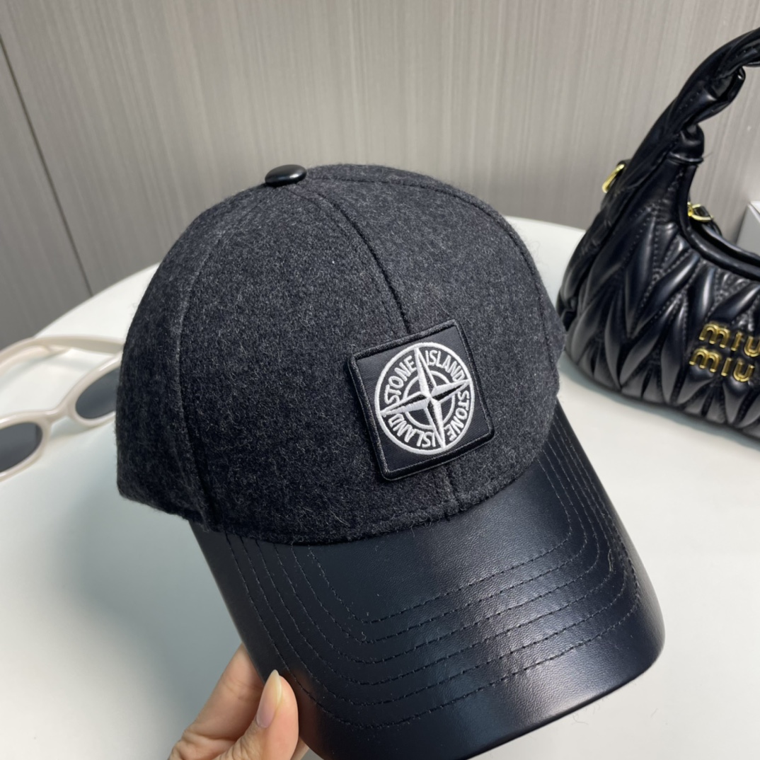 Stoneste’s Stylish Wool Cap: Young Fashion People Embrace Color Systems for Fall/Winter - 图片 7