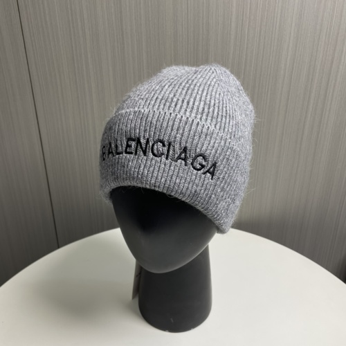 Balenciaga Hats Knitted Hat Embroidery Unisex Knitting Fall/Winter Collection Fashion 1 Balenciaga Hats Knitted Hat Embroidery Unisex Knitting Fall/Winter Collection Fashion