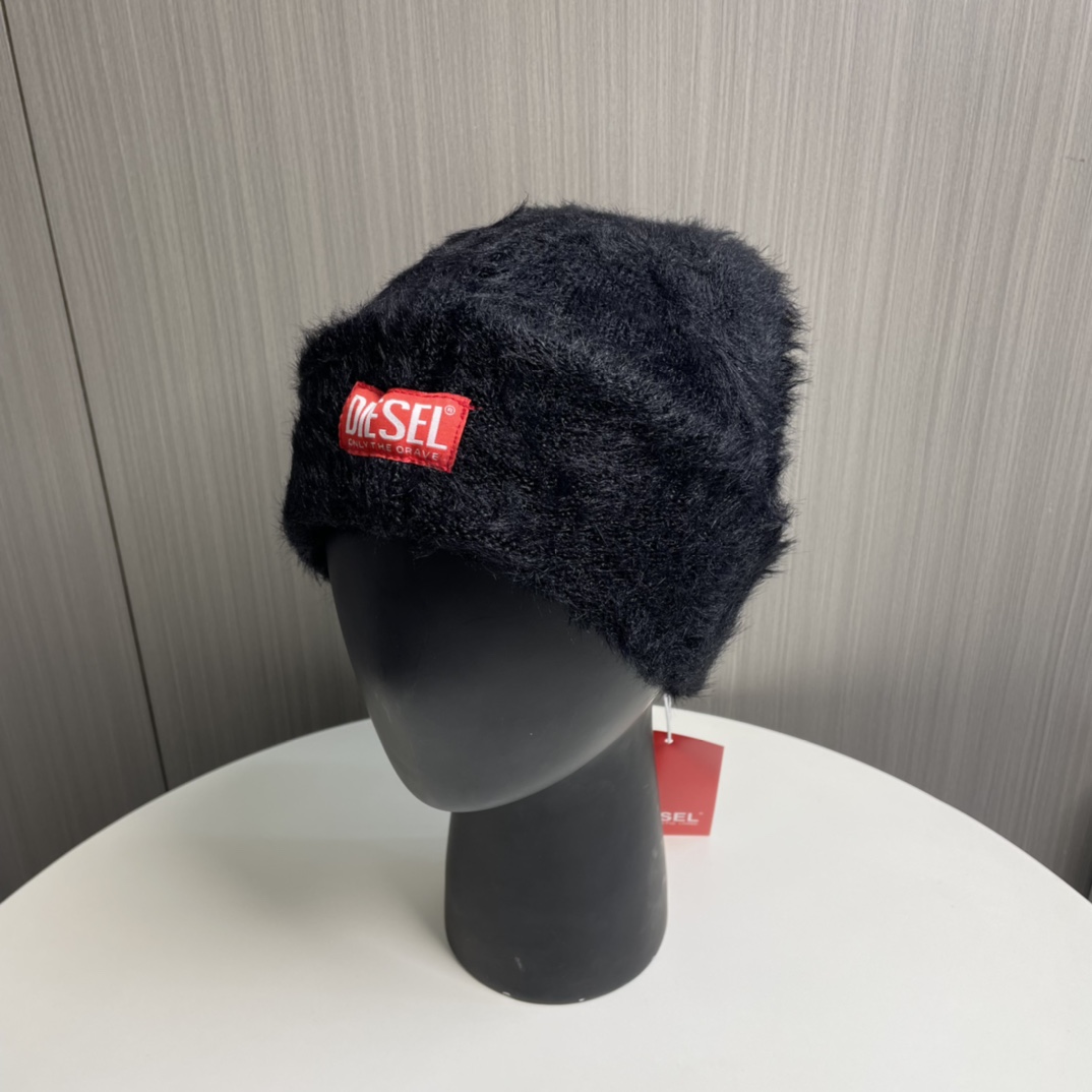 NO:216870,With dust bag [DIESEL] new autumn and winter knitted wool hat for men and women, super hot and first-class texture, and it is very easy to match when you go out!  Hat fisherman hat baseball hat knit hat, hat, espadrilles,hats19860909配防尘袋【DIESEL迪赛】秋冬新款男女款针织毛线帽,超火爆质感一流,出街超好搭配！帽子渔夫帽棒球帽针织帽,帽子,espadrilles,hats,hat