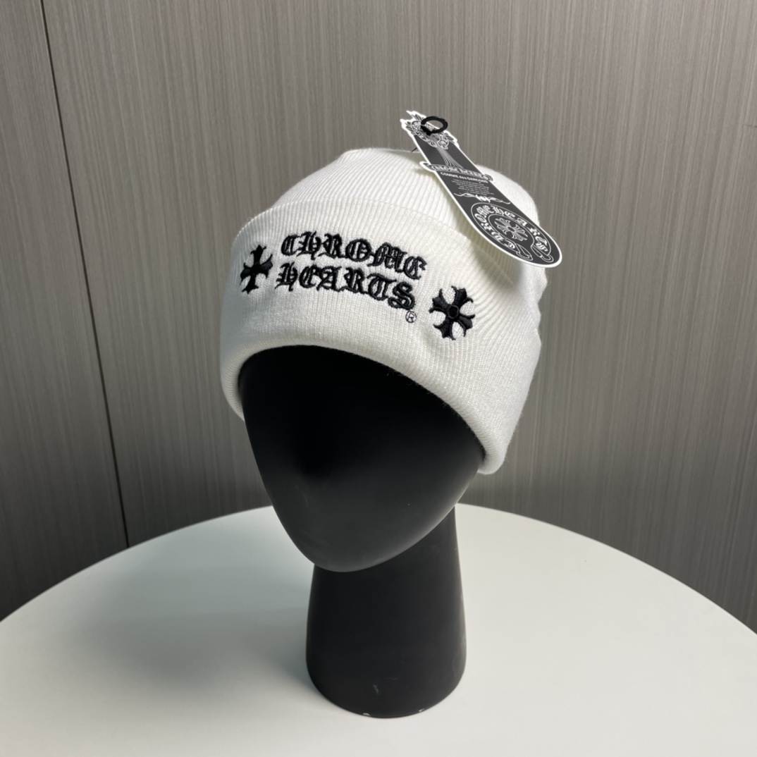 NO:218508,Chrome hearts new cross knit hat in autumn and winter. One of the essential hats in autumn and winter. Really, whoever wears them looks good~, it is also awesome to wear them in autumn and black, white and gray. Hats, fisherman hats, baseball hats, knit hats, hats, chrome hearts, chrome hearts, espadrilles, hats19860909克罗心Chrome hearts秋冬新款十字架针织帽 秋冬必备帽子之一~真的 谁戴谁好看~,入秋搭配黑白灰色系也是绝绝子~帽子渔夫帽棒球帽针织帽,帽子,chrome hearts,chrome hearts,espadrilles,hats,hat