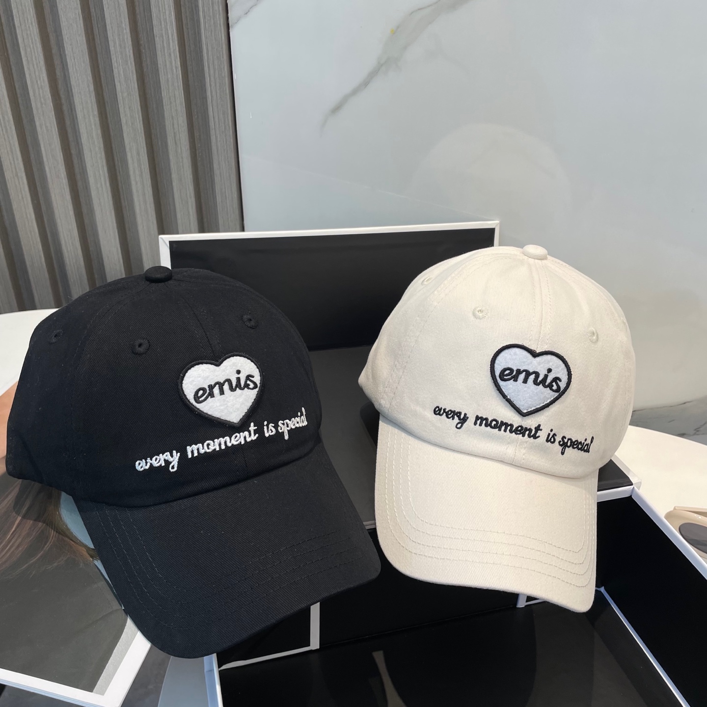 Trendy Korean Baseball Cap: Irresistible Magic Power for All Fashion Enthusiasts - 图片 5