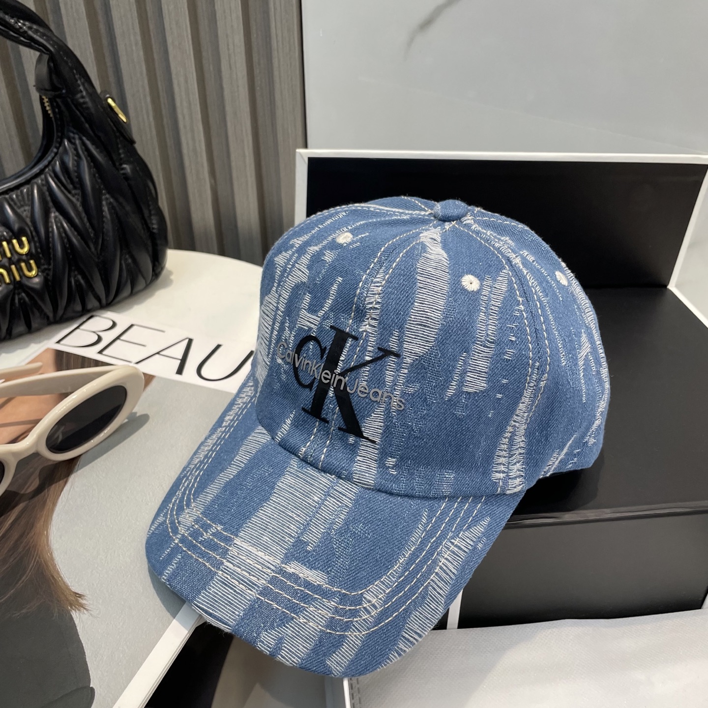 “Water-Washing Cowboys: New Series of Clothing with a Western Twist” - 图片 6