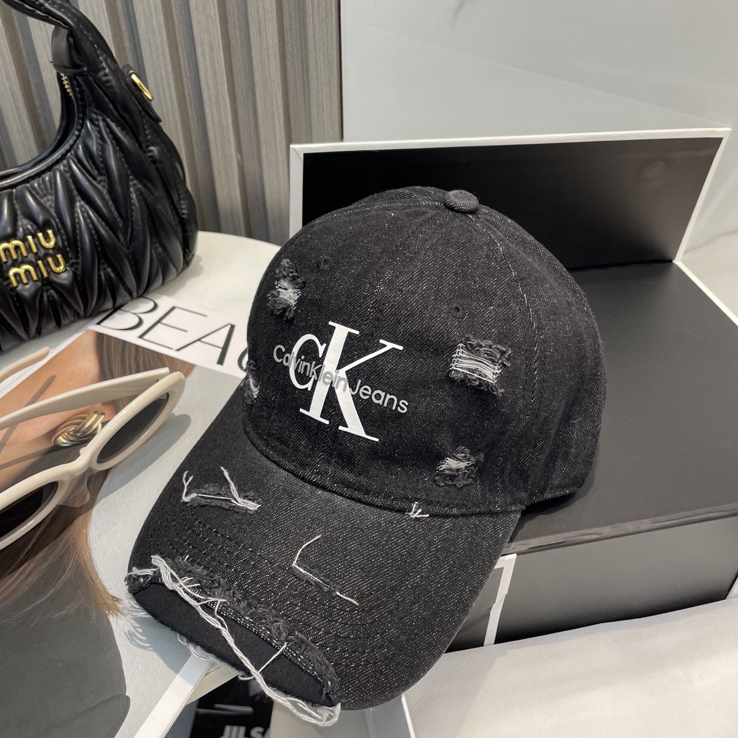 Water-Washing Cowboys: New Series of Cleaning Old Cowboy Caps and Clothes - 图片 7
