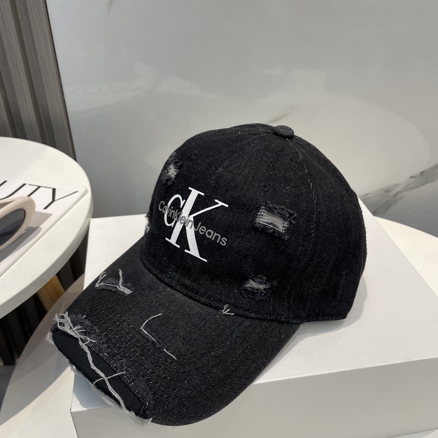 Water-Washing Cowboys: New Series of Cleaning Old Cowboy Caps and Clothes - 图片 6