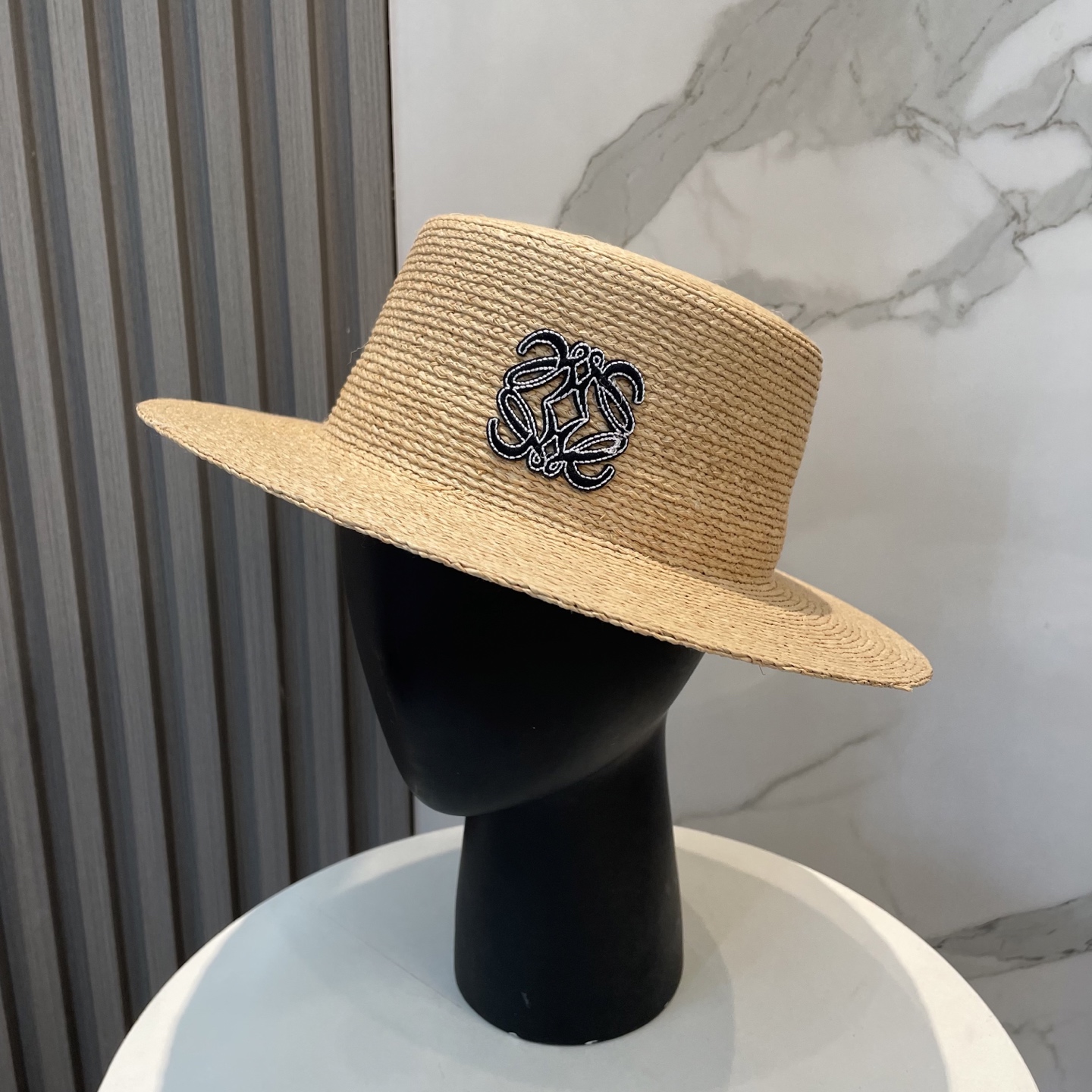 NO:361837,Loewe 2025 new Lafite straw hat, pure hand crochet, very little output, heavy industry made, same style in counter, head circumference 57cm hat, straw hat, fisherman hat, baseball hat, knit hat, hat, loewe, loewe, espadrilles, hatsLoewe罗意威 2025新款拉菲草帽,纯手工钩织,产量极少,重工打造,专柜同款,头围57cm帽子草帽渔夫帽棒球帽针织帽,帽子,loewe,loewe,espadrilles,hats,hat