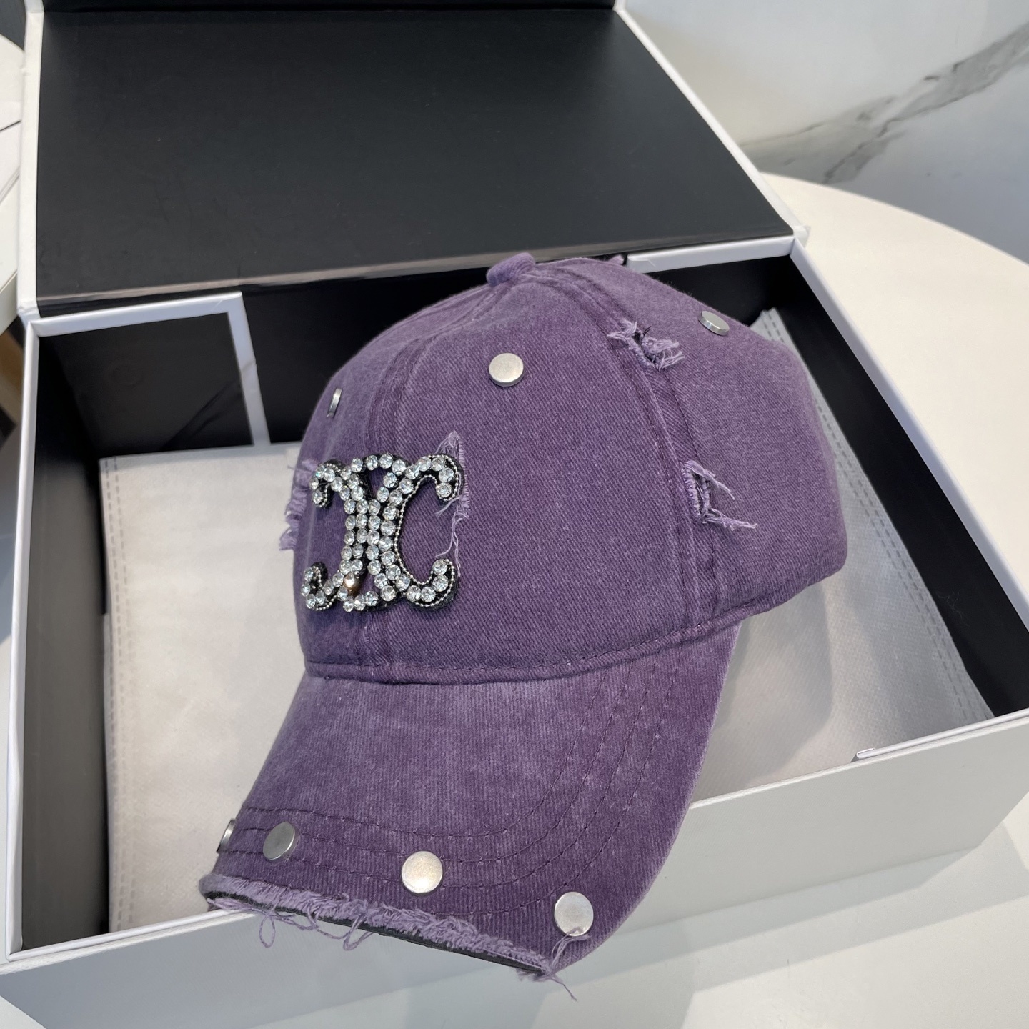 【CELINE赛琳】2025新款重设计款棒球帽,新款出货,大牌款超好搭配,赶紧入手!