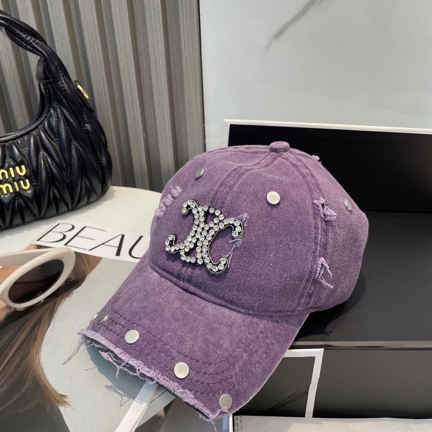 【CELINE赛琳】2025新款重设计款棒球帽,新款出货,大牌款超好搭配,赶紧入手!