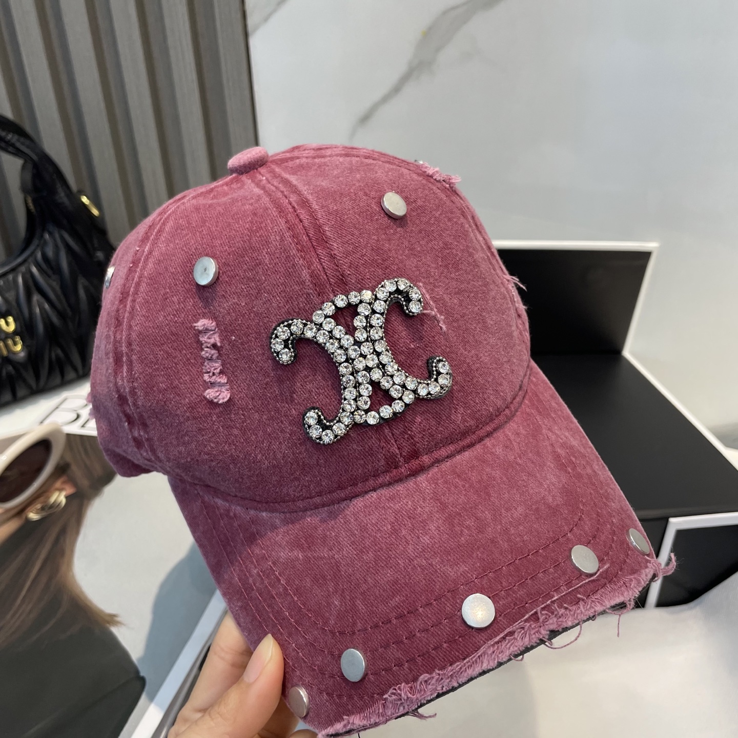 【CELINE赛琳】2025新款重设计款棒球帽，新款出货，大牌款超好搭配，赶紧入手！