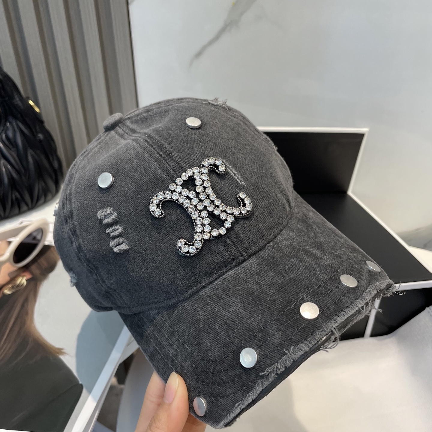 【CELINE赛琳】2025新款重设计款棒球帽，新款出货，大牌款超好搭配，赶紧入手！