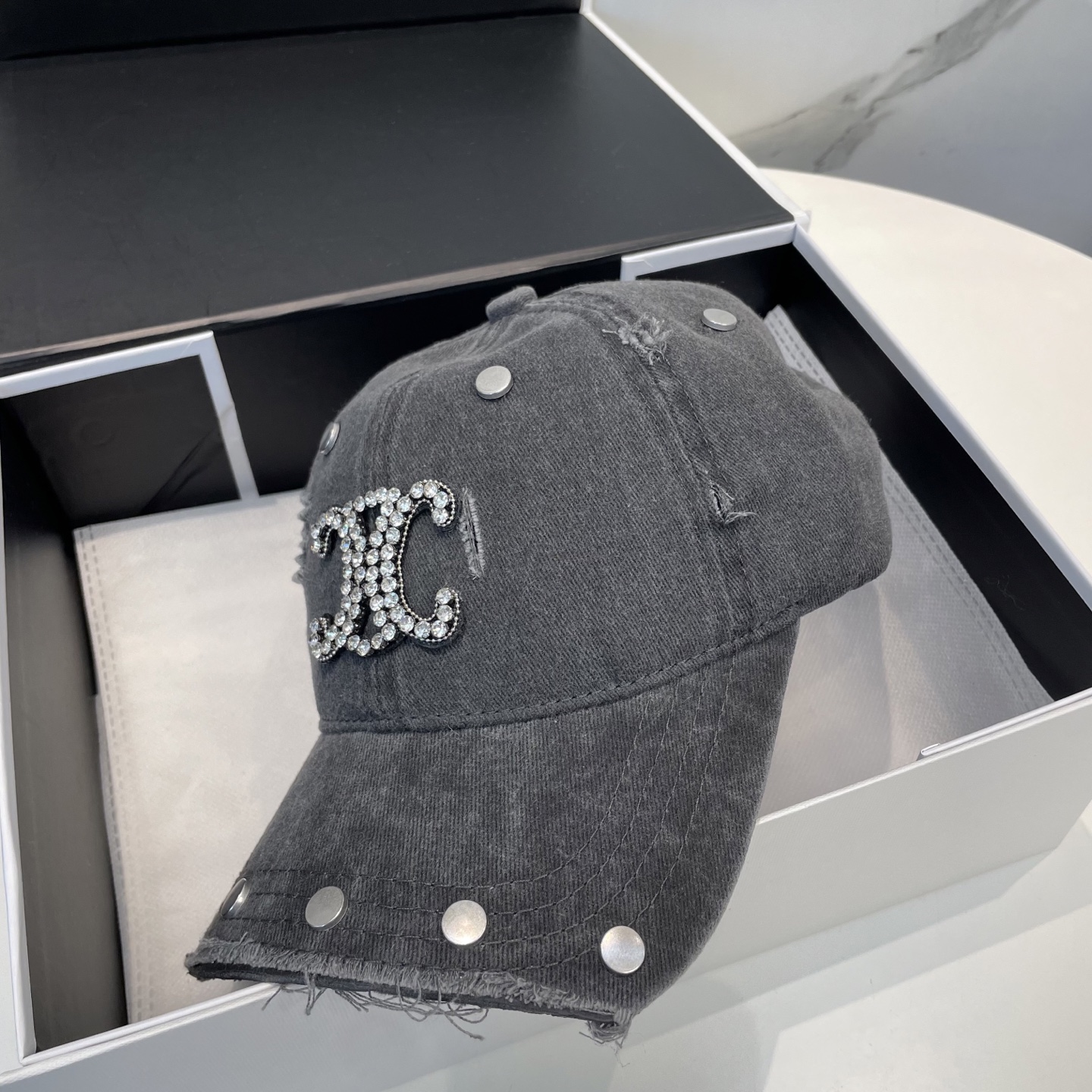 【CELINE赛琳】2025新款重设计款棒球帽，新款出货，大牌款超好搭配，赶紧入手！