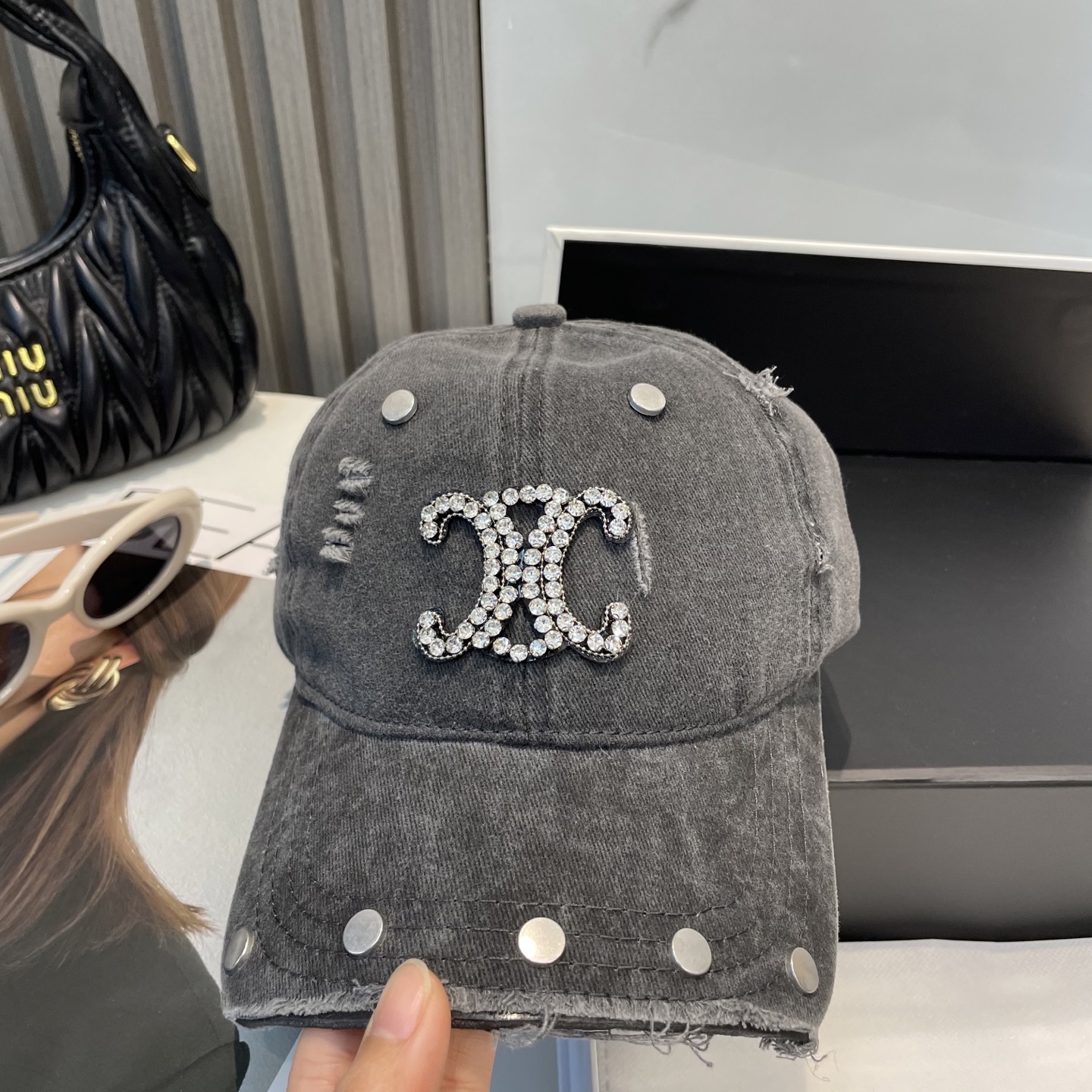 【CELINE赛琳】2025新款重设计款棒球帽，新款出货，大牌款超好搭配，赶紧入手！