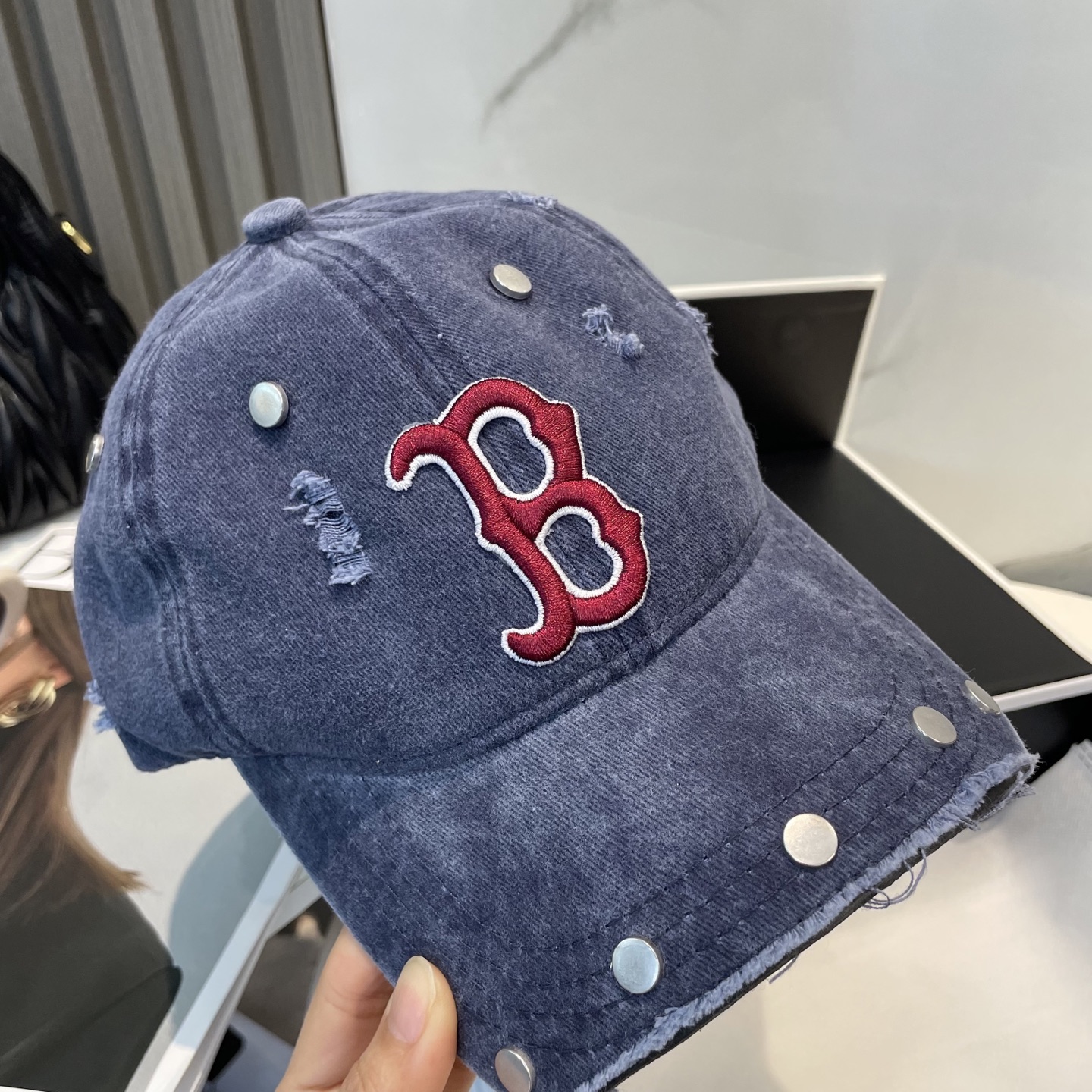 MLB 2025: Re-Engineered Baseball Cap Unveiled, Big Money Success Spurs Innovation - 图片 5