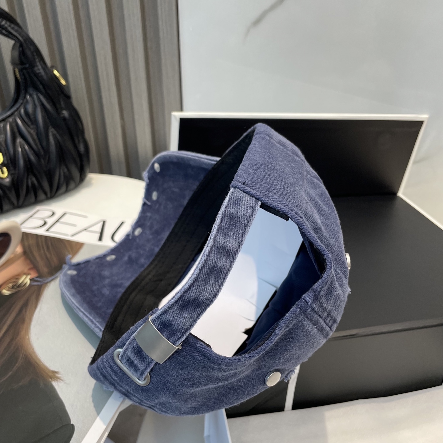 MLB 2025: Re-Engineered Baseball Cap Unveiled, Big Money Success Spurs Innovation - 图片 3