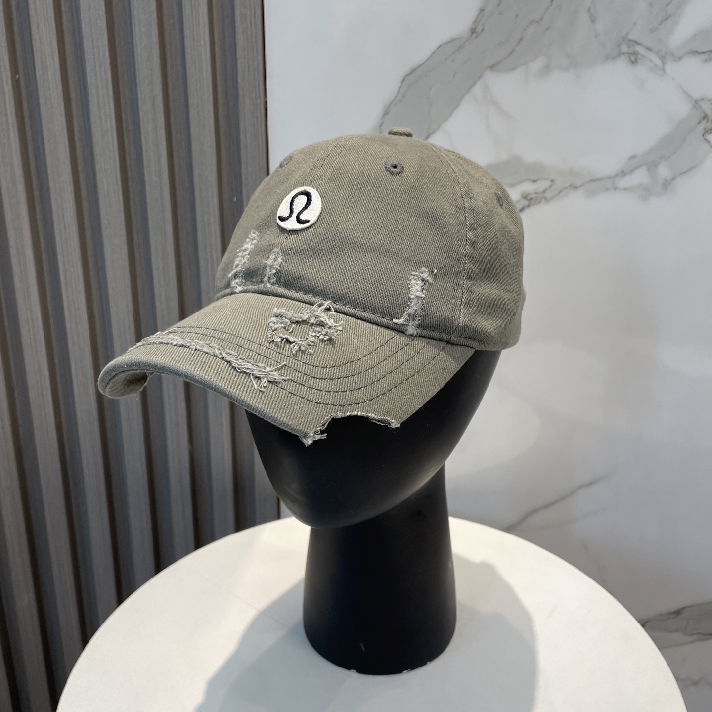 P80 LULUU, LULU, 2025 NEW DESIGN CAPS, NEW ONES, BIG ONES - 图片 1