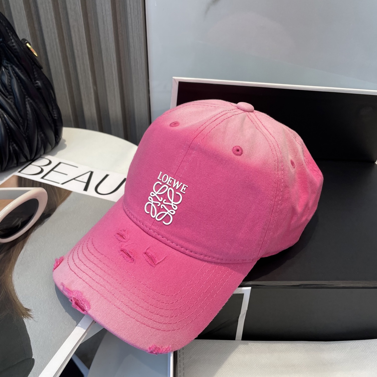 [Loewe Hats]dust bagLuo Yiwei LOEWE gradient color new original original de