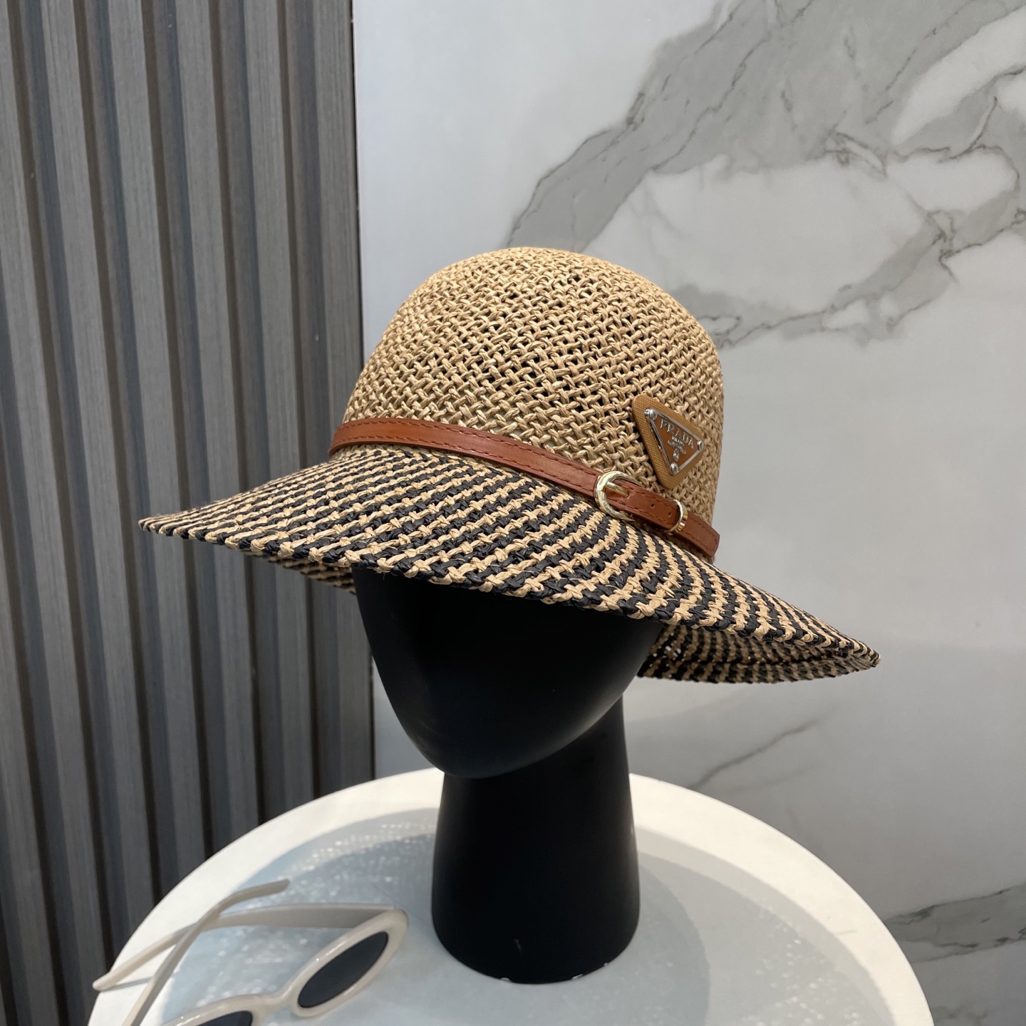   PRADA普拉达 草帽，名媛风盆帽，高级细草制作，高端定制，头围57cm