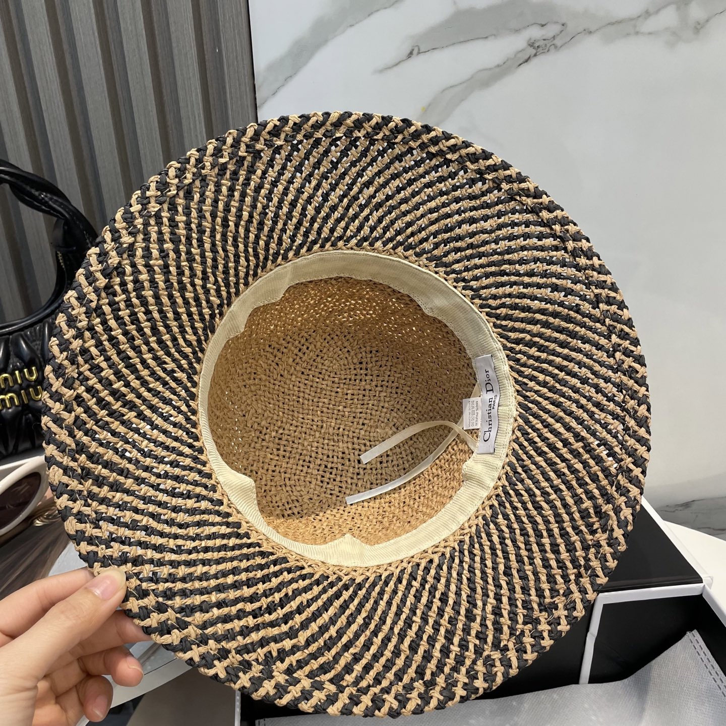  PRADA普拉达 草帽，名媛风盆帽，高级细草制作，高端定制，头围57cm