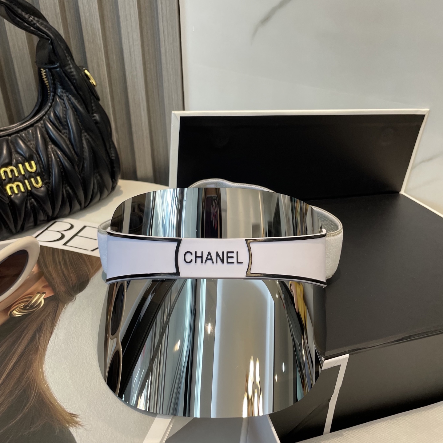 “Revolutionary Suncap: P158 Chanel Blocks UV and Saves Skin in Style” - 图片 7