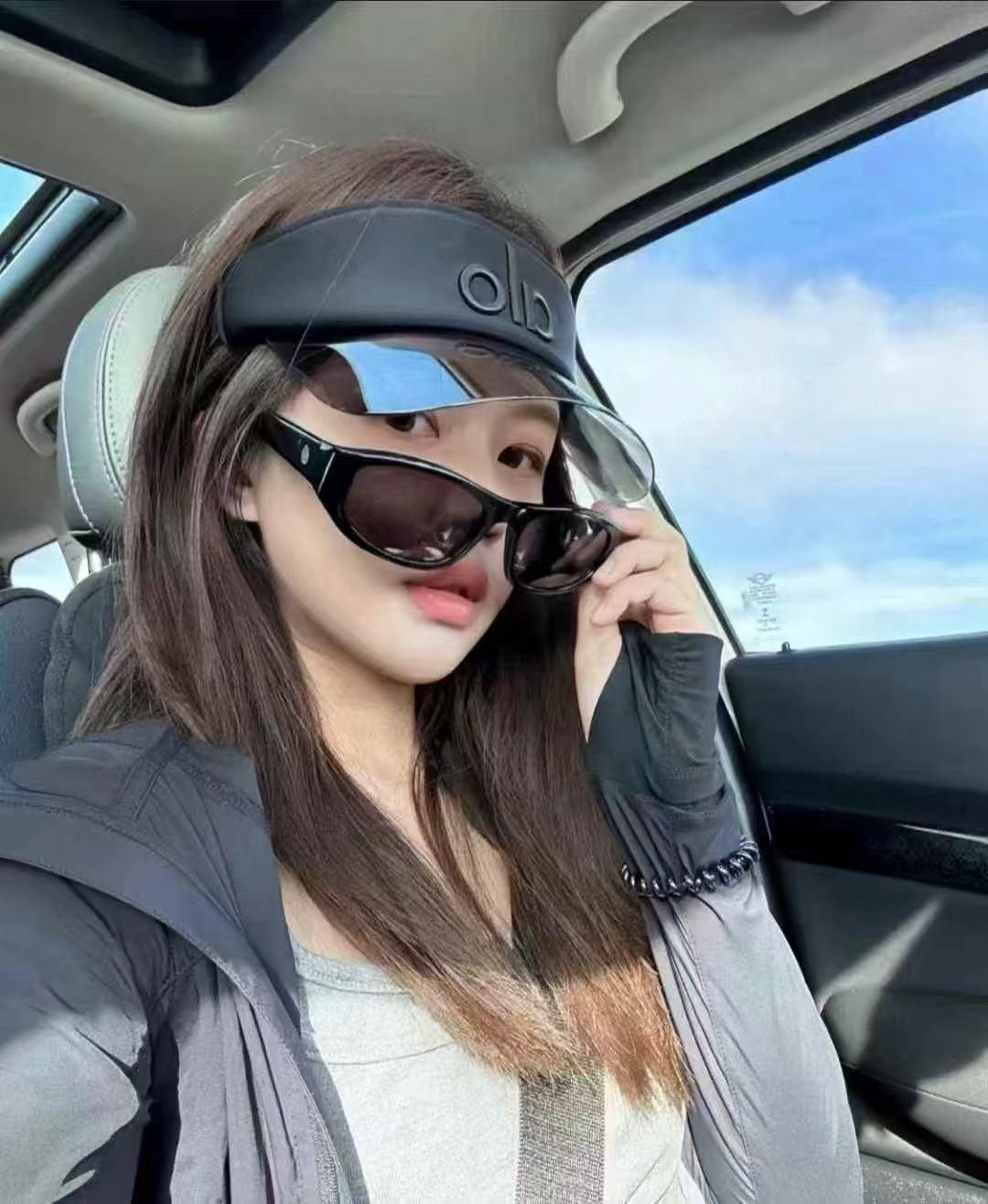 爆款🔥Alo新款镜片空顶帽
定制超薄纯棉面料,简约时尚更透气,超火爆
现货秒发