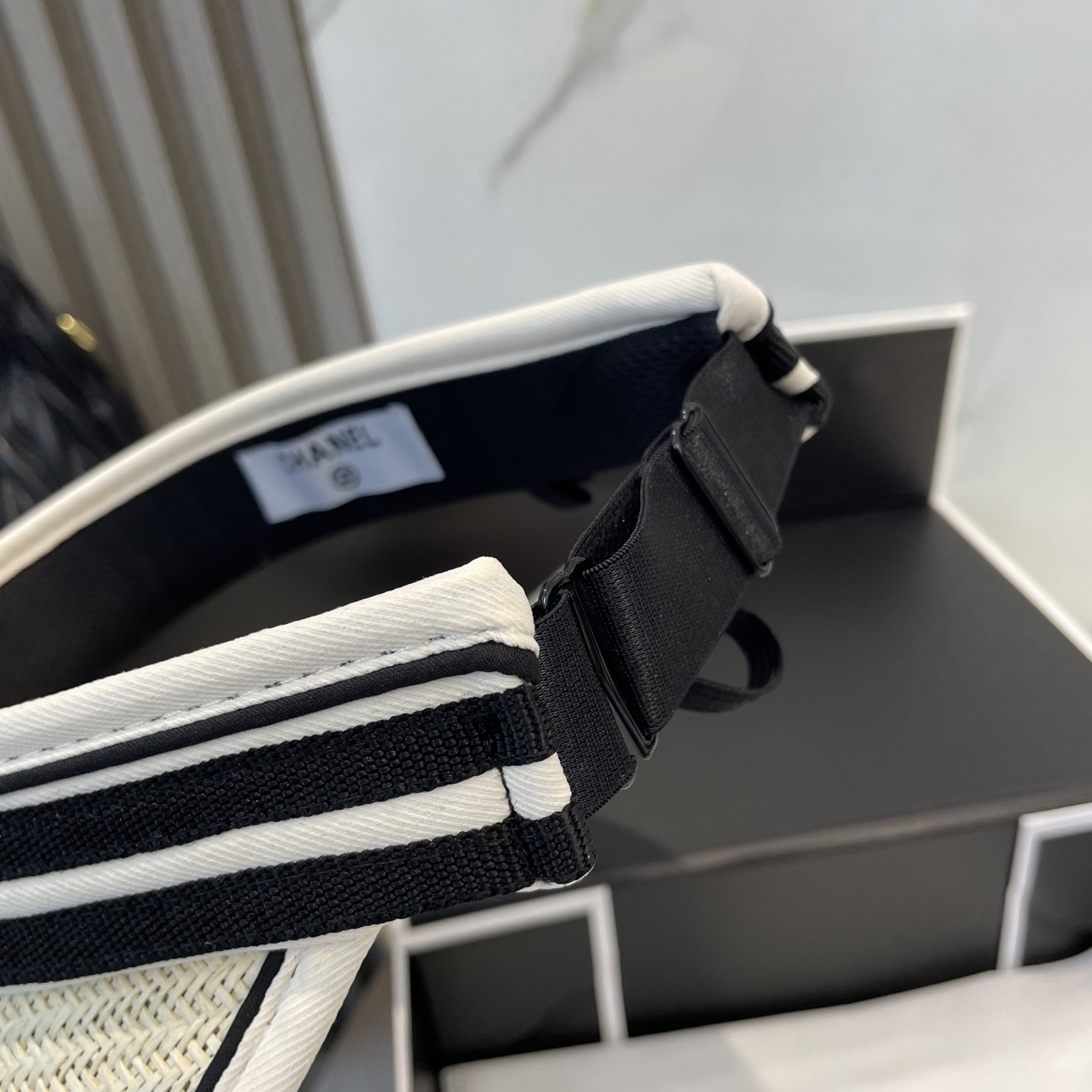    💛配防尘袋 【CHA香奈儿】2025新款独家款小香遮阳帽空顶帽，🔆遮阳百搭～休闲出街神器 巨防嗮！