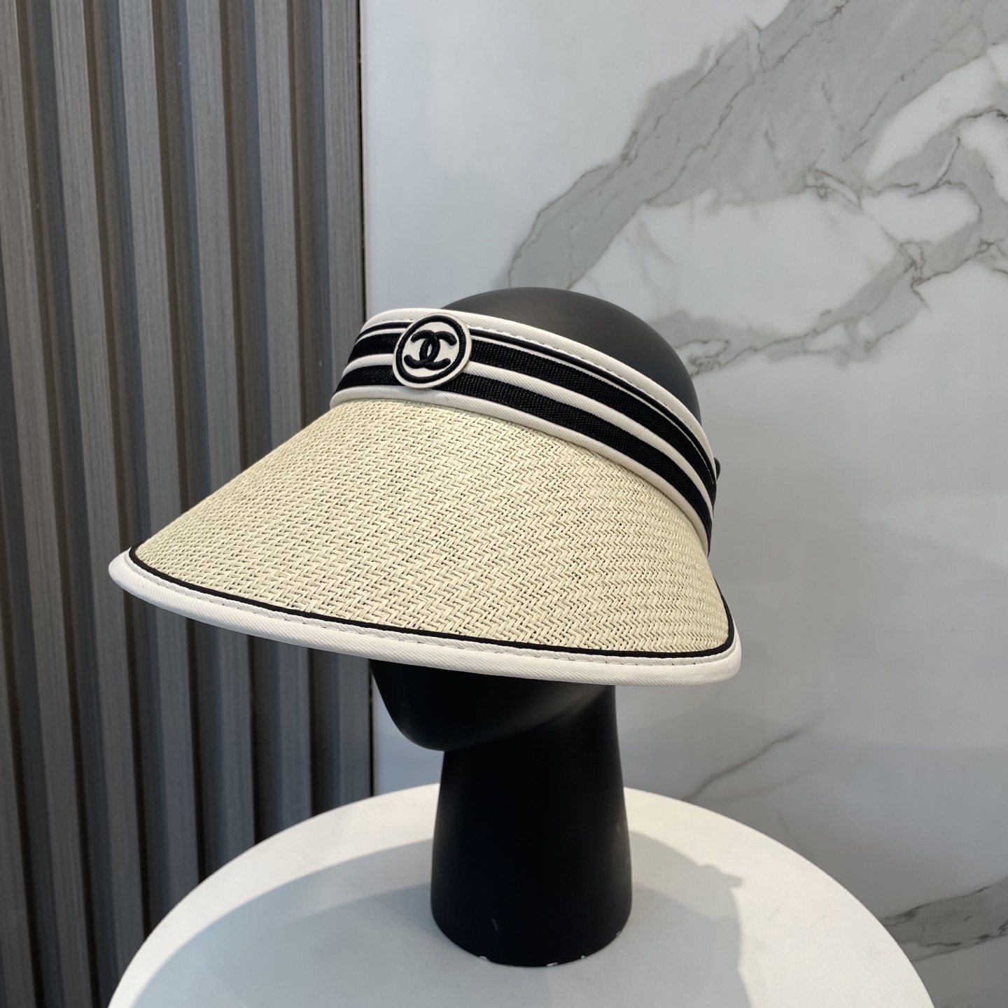 NO:230594,With dust bag [CHA Chanel] 2025 new exclusive small fragrance sun hat empty top hat, versatile sun protection~ a casual street artifact, huge defense!  Love too much hat straw hat fisherman hat baseball hat, hat, chanel, espadrilles, hats19860909配防尘袋【CHA香奈儿】2025新款独家款小香遮阳帽空顶帽,遮阳百搭～休闲出街神器 巨防嗮！太爱了帽子草帽渔夫帽棒球帽,帽子,chanel,espadrilles,hats,hat