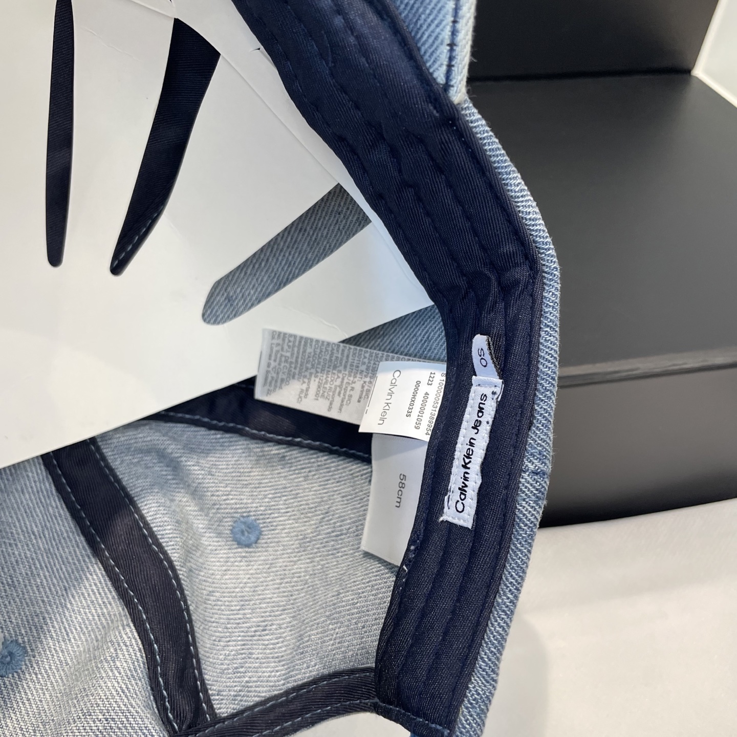 经典款，Calvin Klein，CK刺绣logo棒球帽 请认准高端品质市场唯一对版，小红书推荐，时尚百